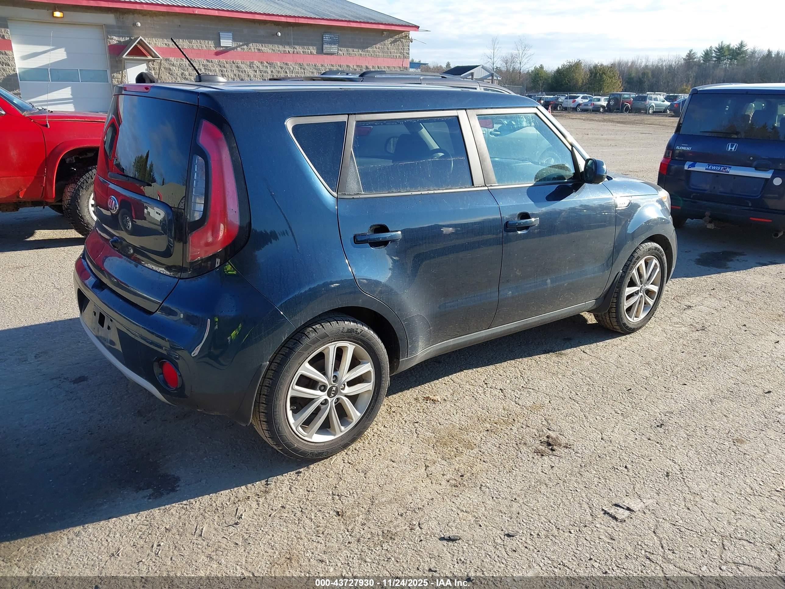 KIA SOUL image 4