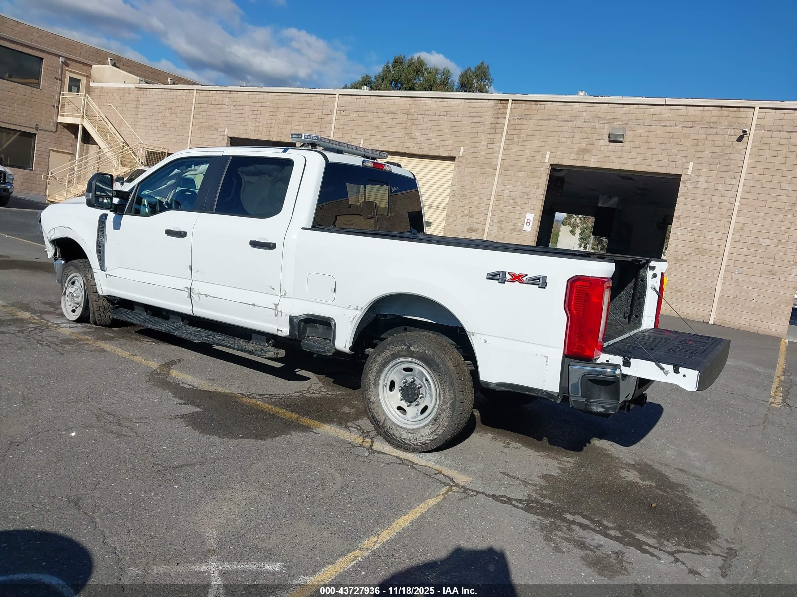 FORD F-250 image 3