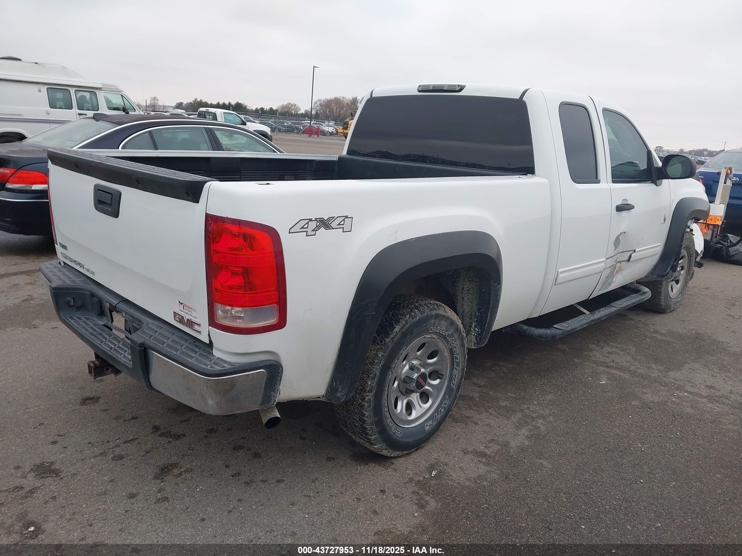 GMC SIERRA image 4