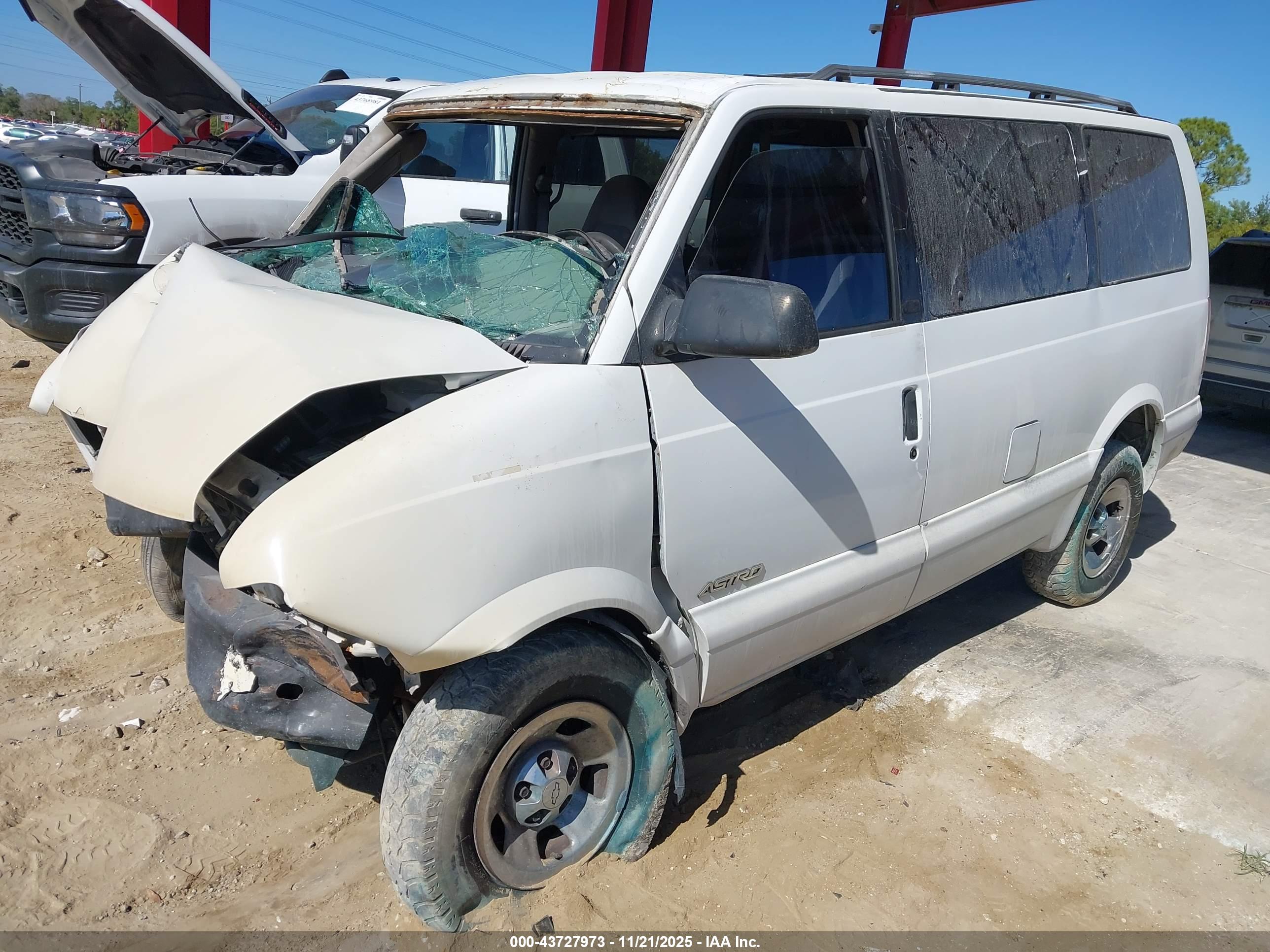 CHEVROLET ASTRO image 2