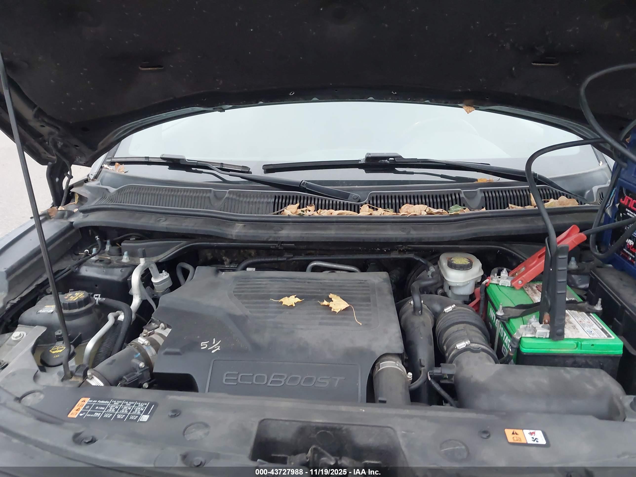 FORD EXPLORER image 10