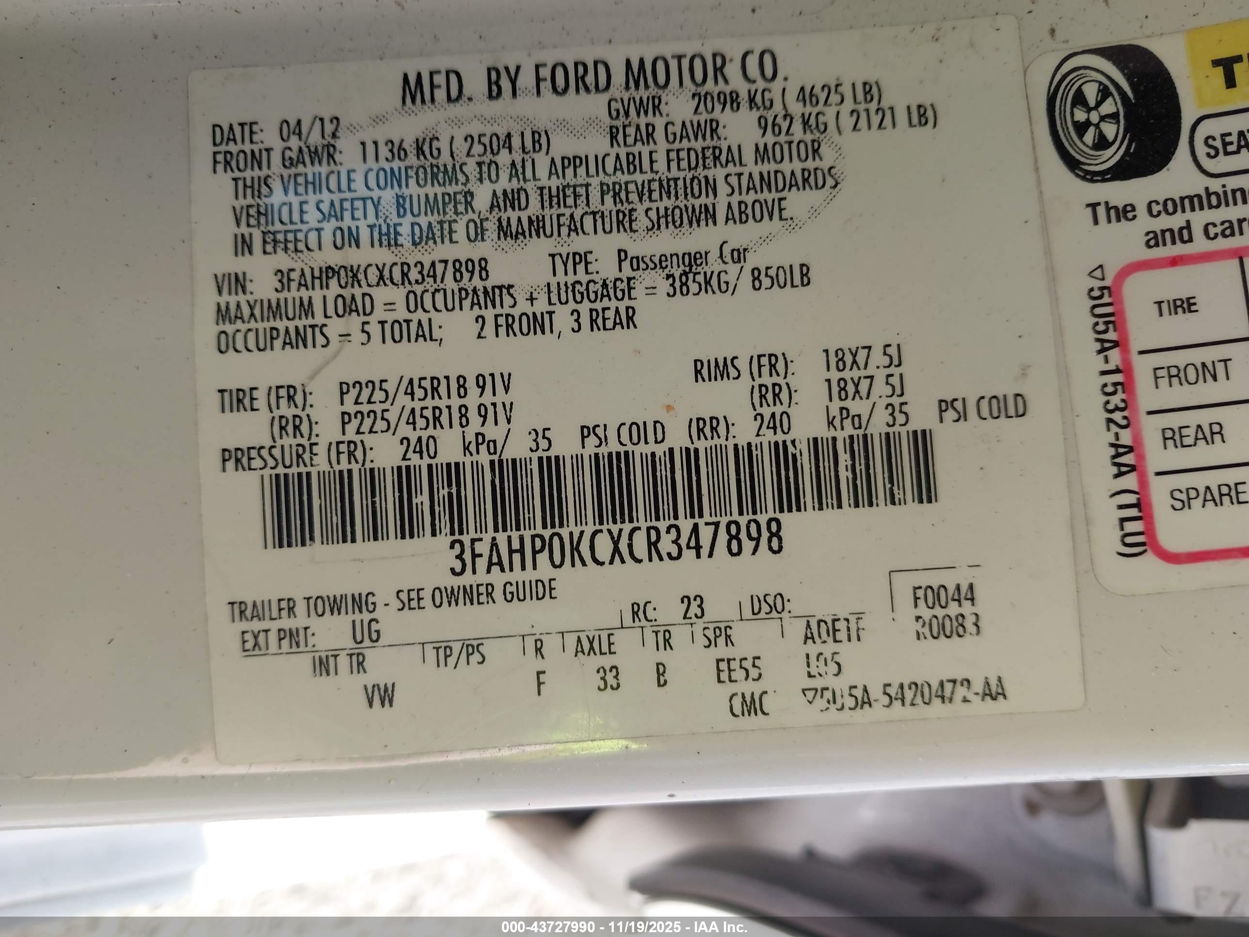 FORD FUSION image 9