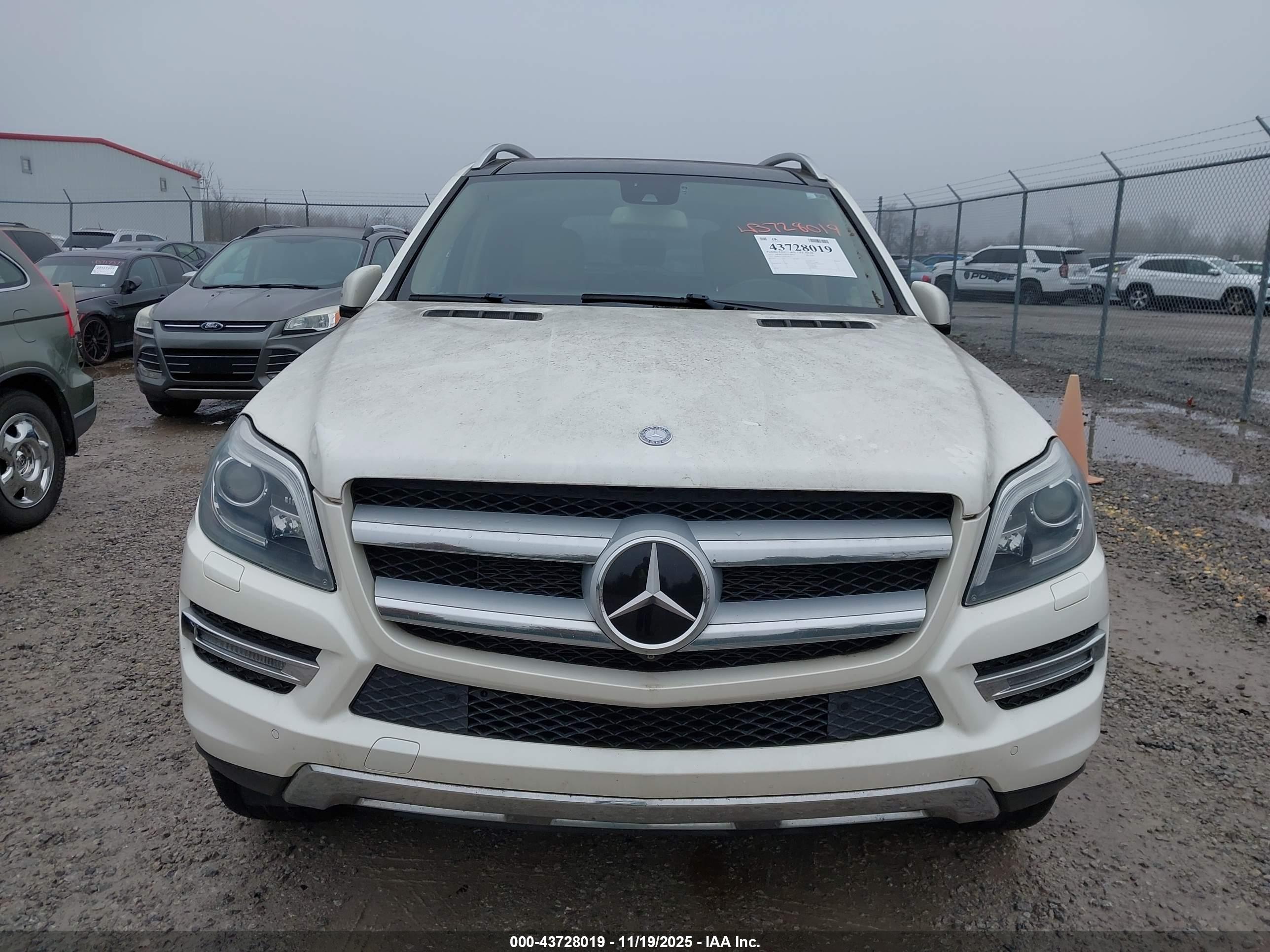 MERCEDES-BENZ GL image 6