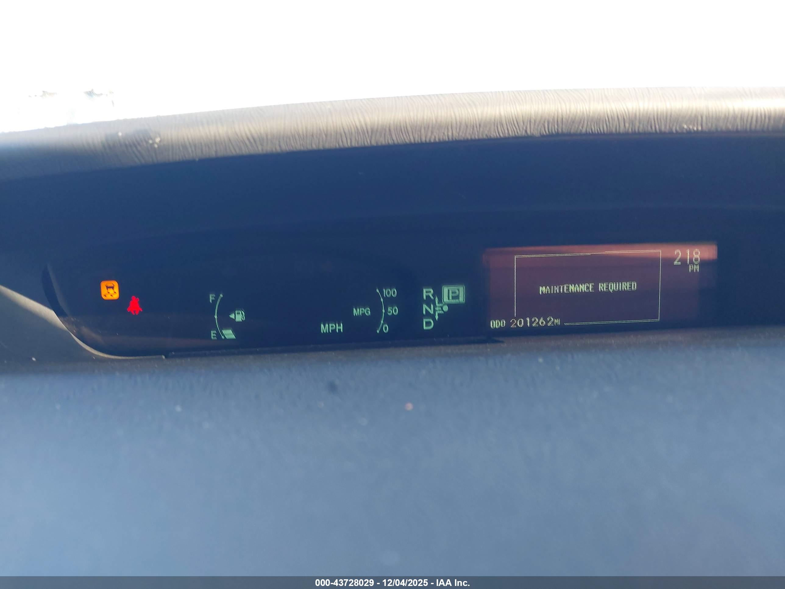 TOYOTA PRIUS image 7