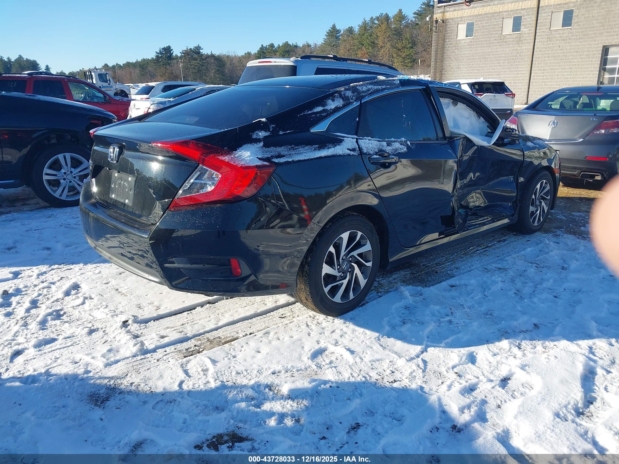 HONDA CIVIC image 4