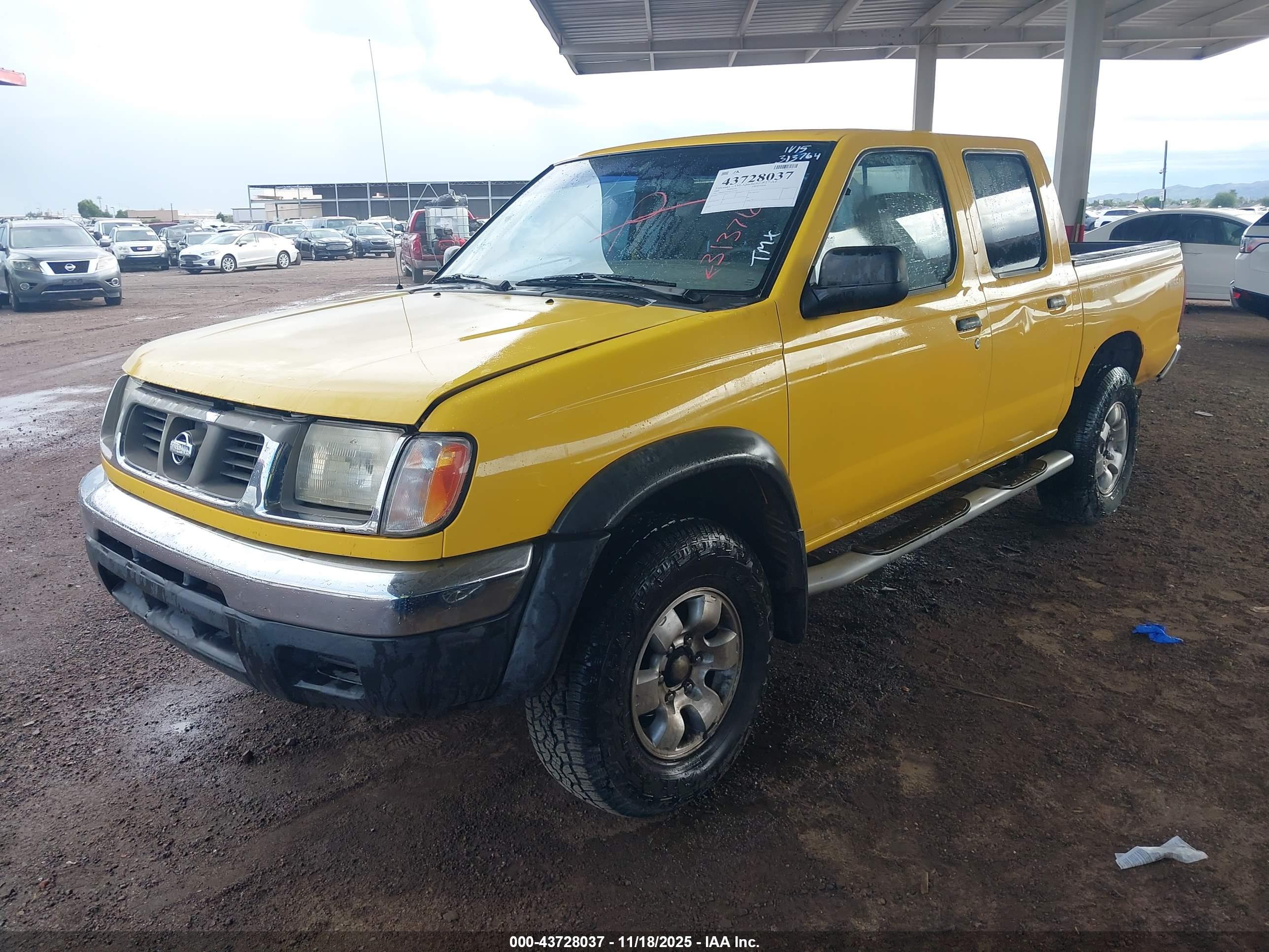 NISSAN FRONTIER image 2