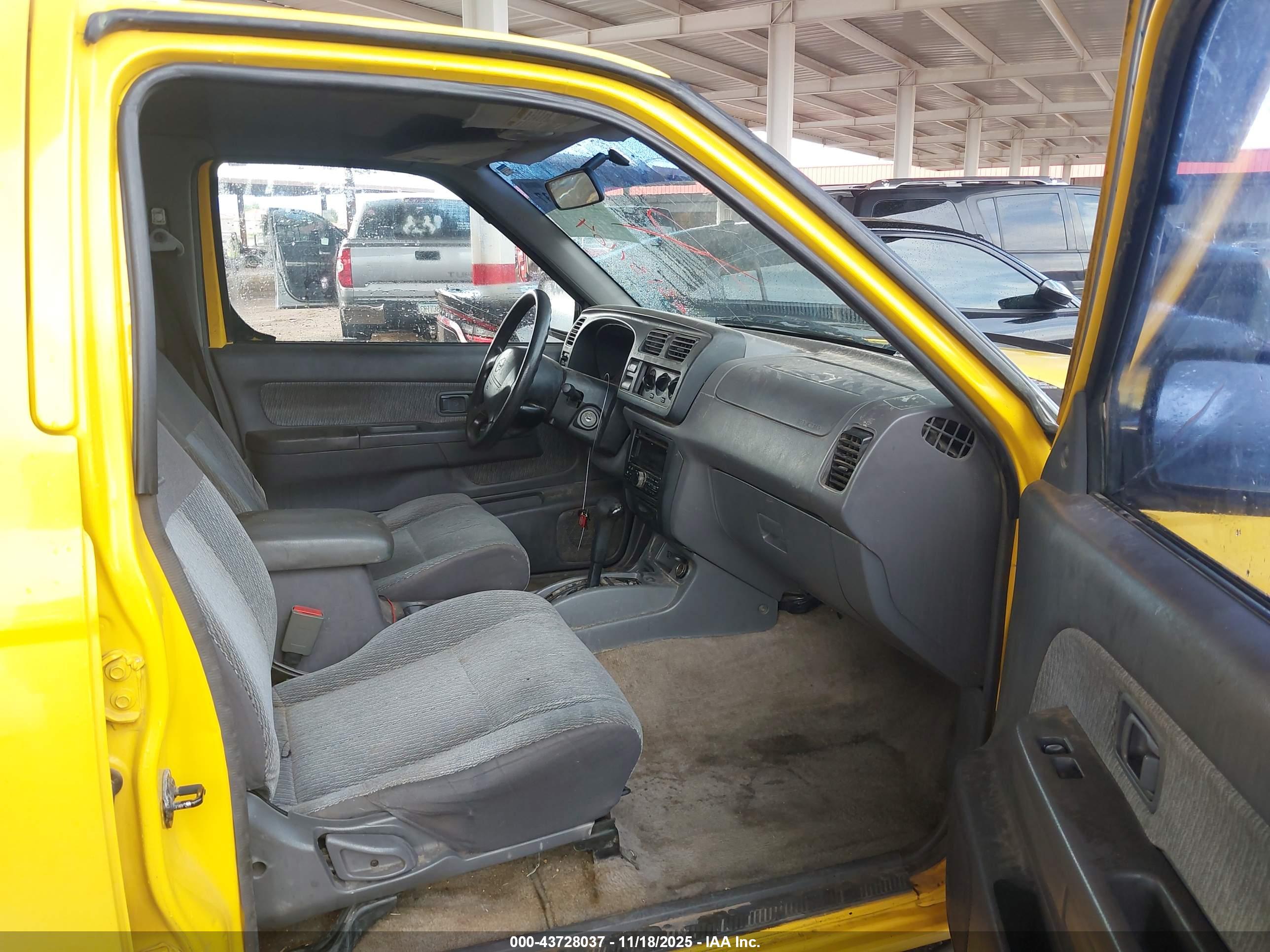 NISSAN FRONTIER image 5