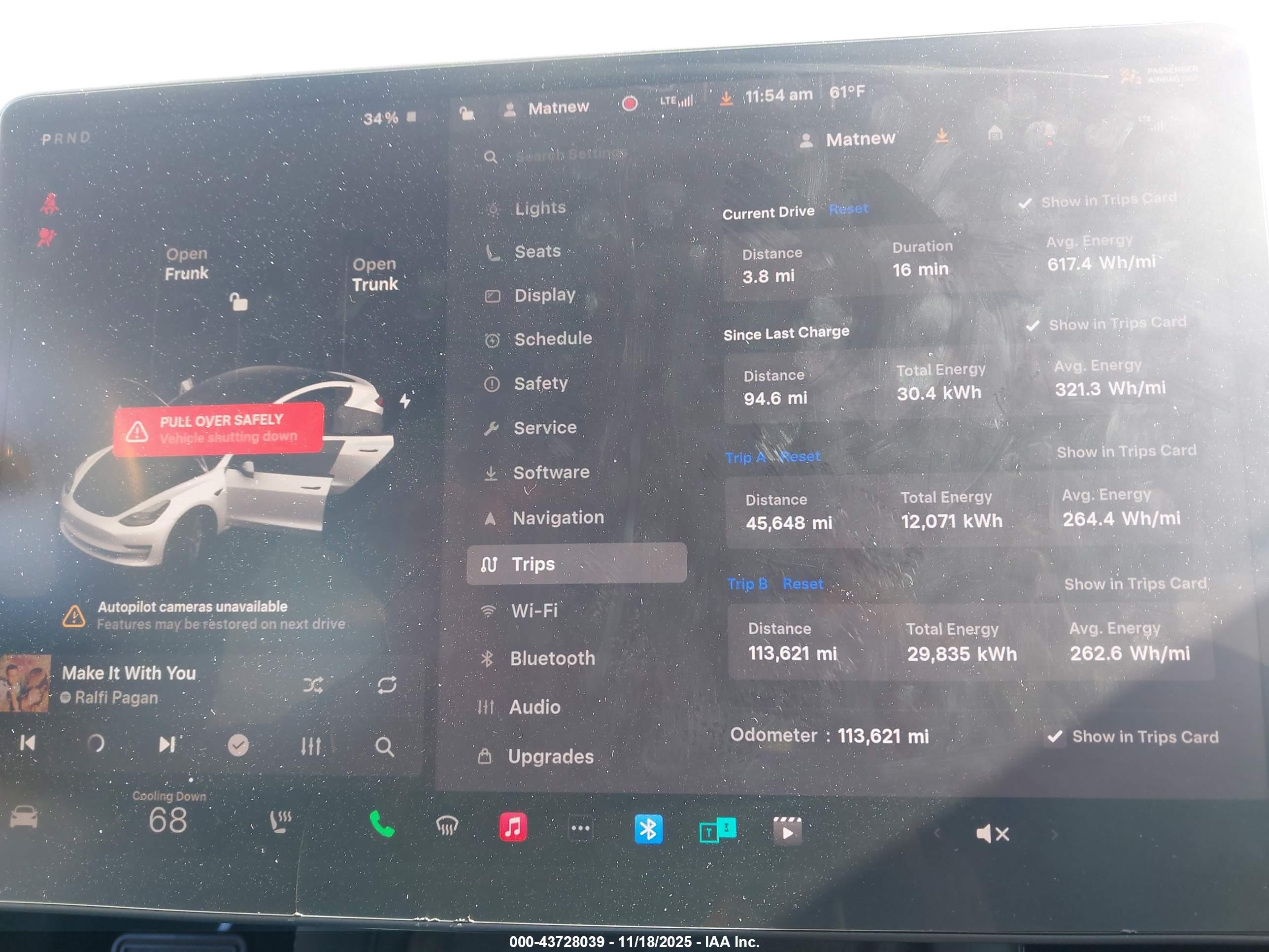 TESLA MODEL image 7