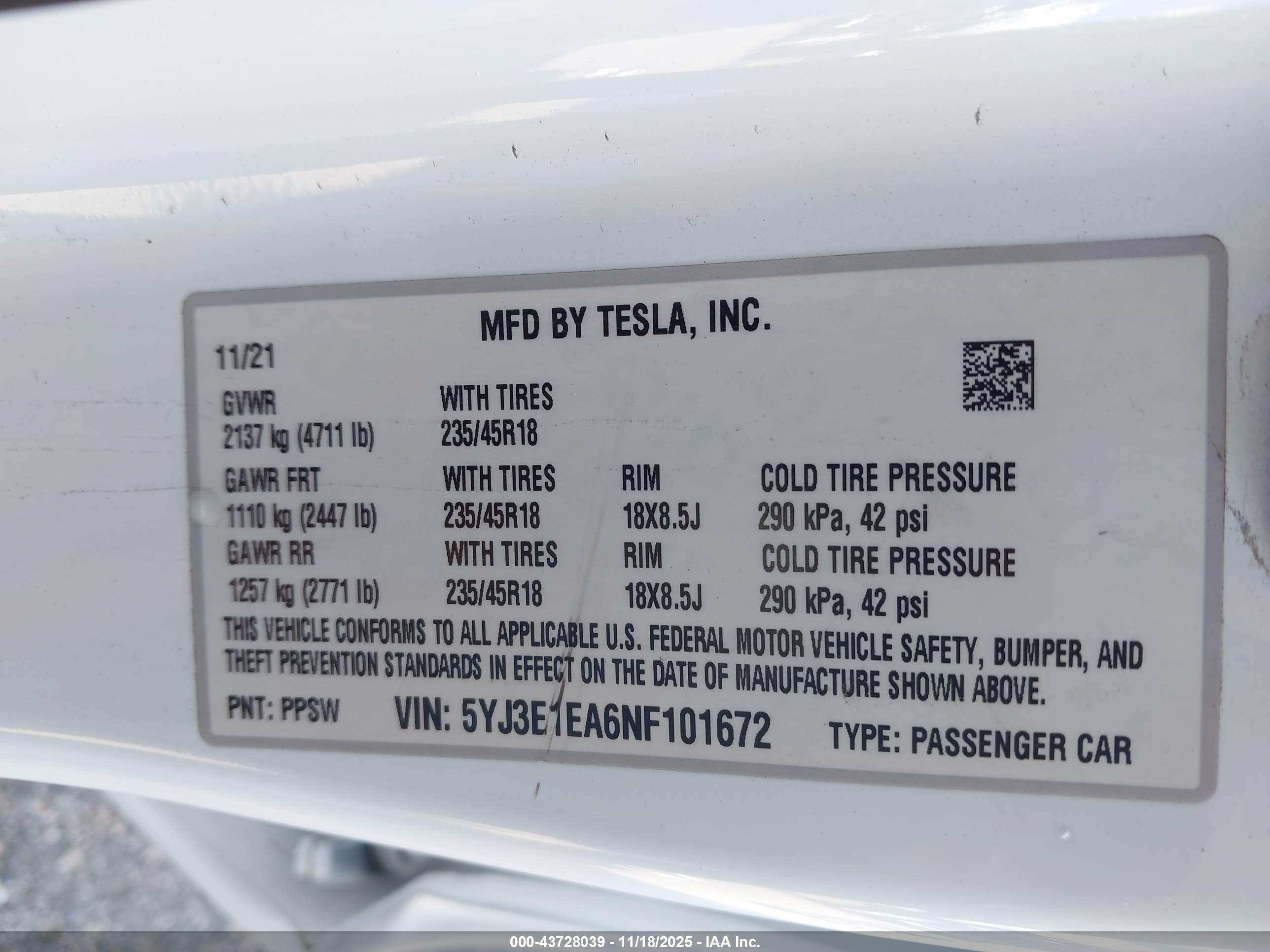 TESLA MODEL image 9