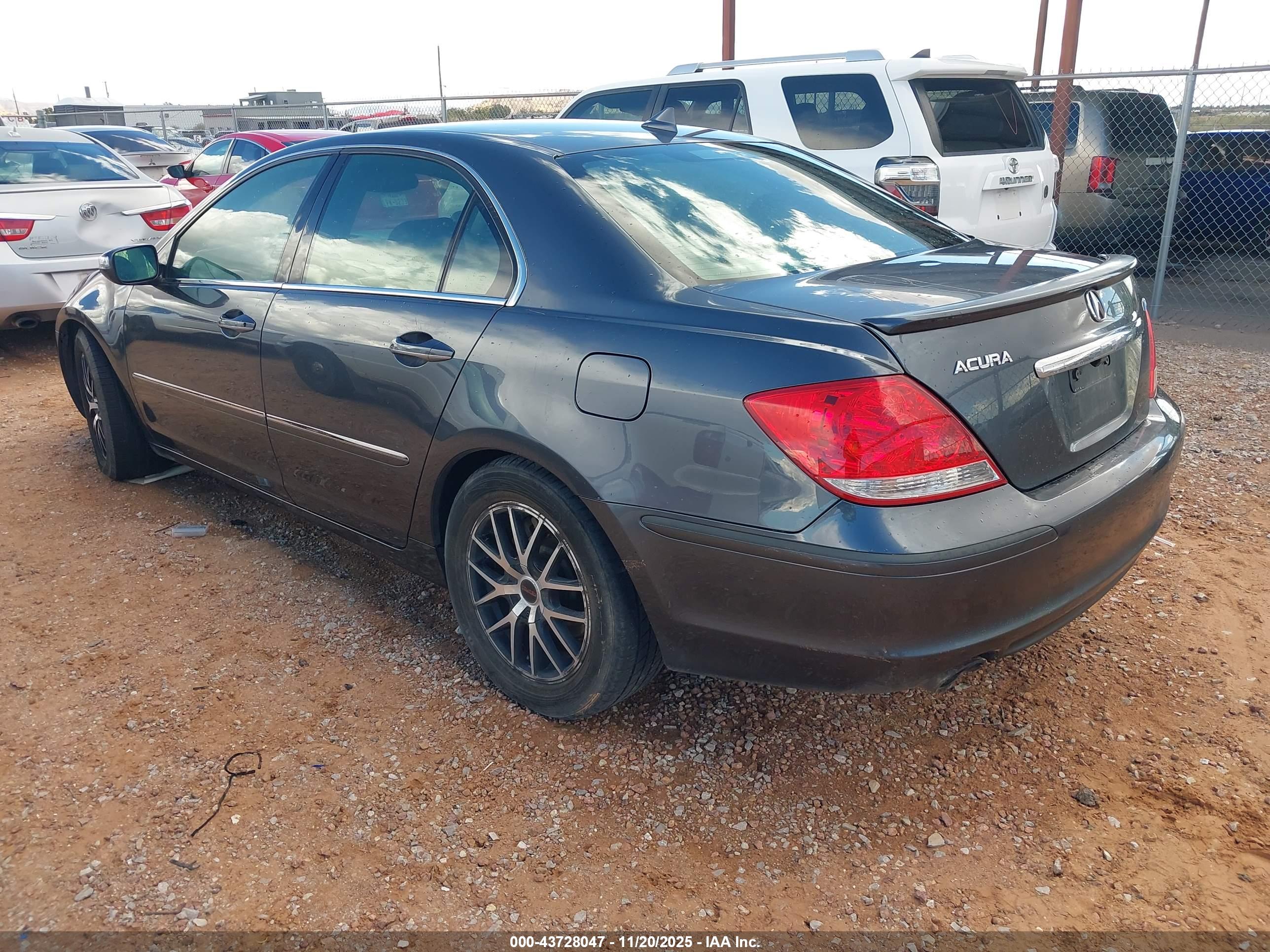ACURA RL image 3
