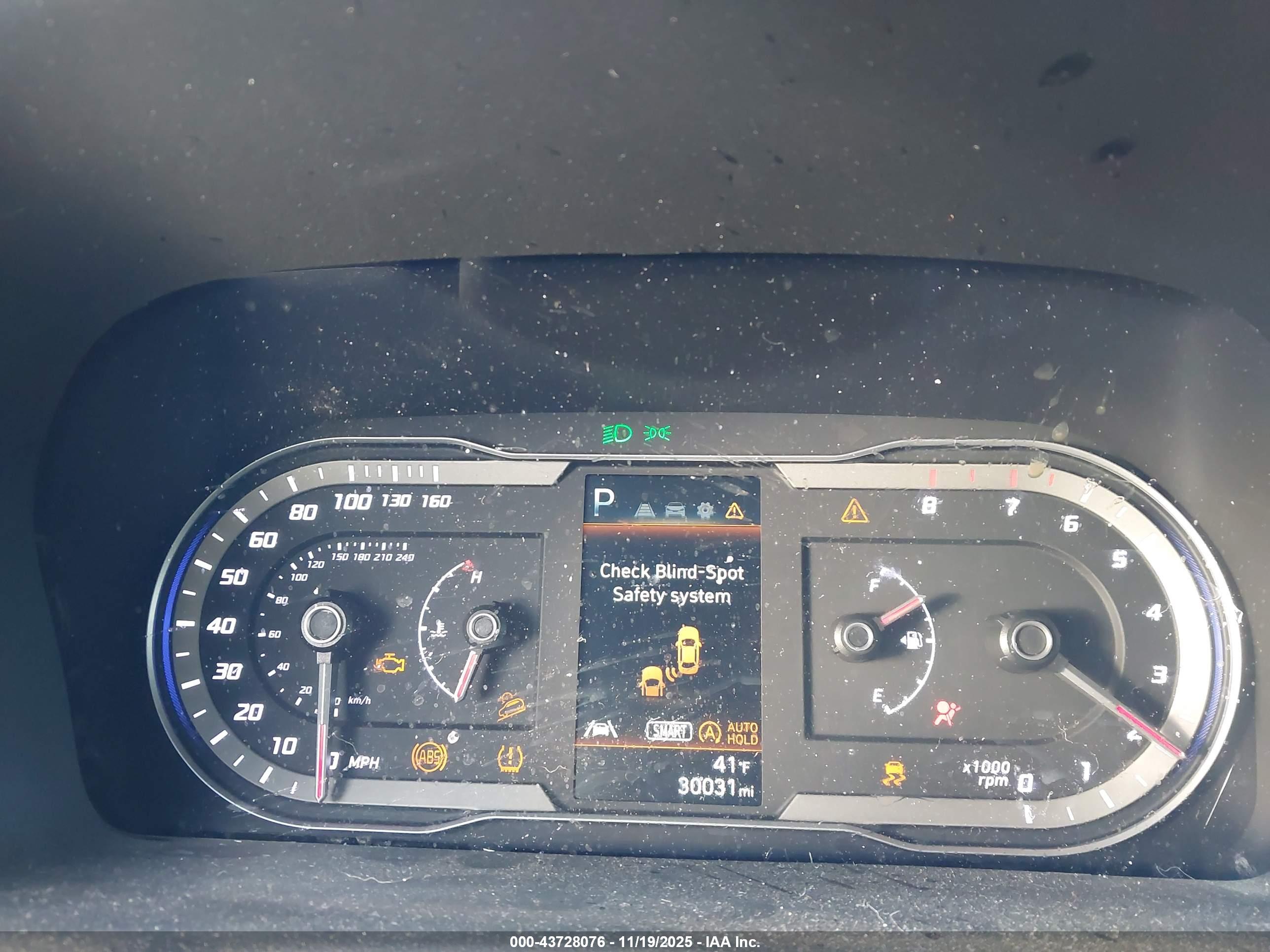 HYUNDAI TUCSON image 7
