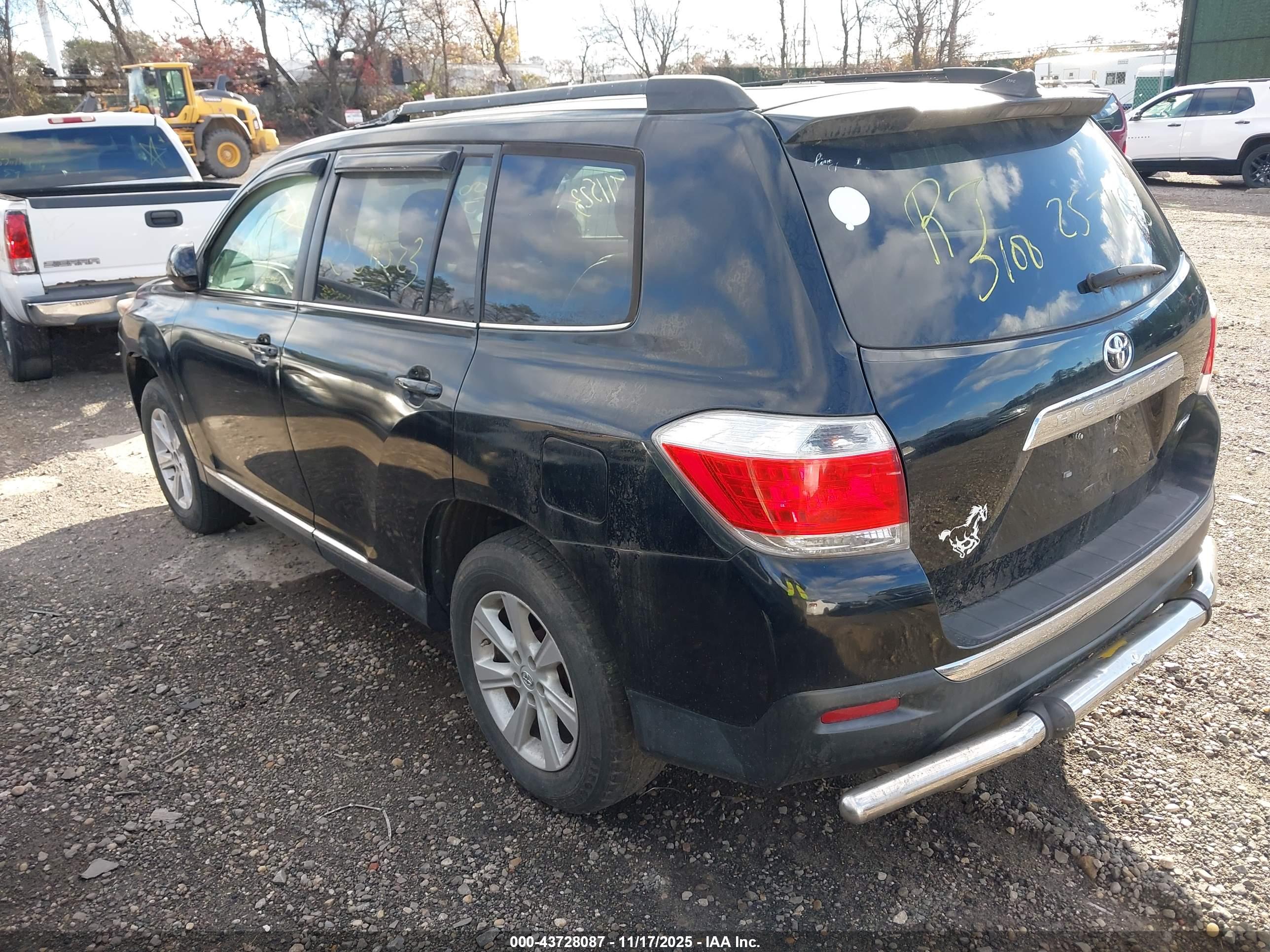 TOYOTA HIGHLANDER image 3