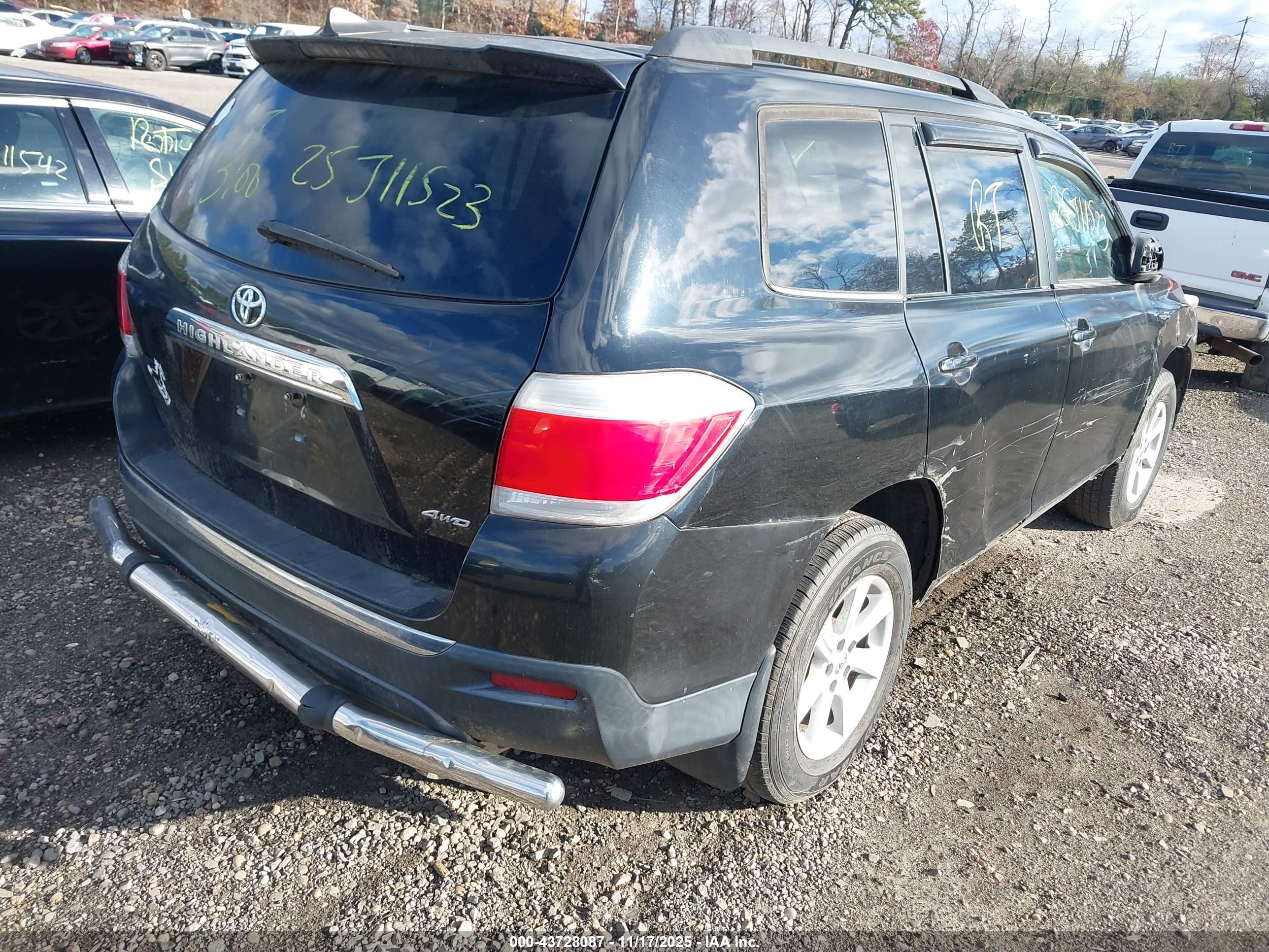 TOYOTA HIGHLANDER image 4