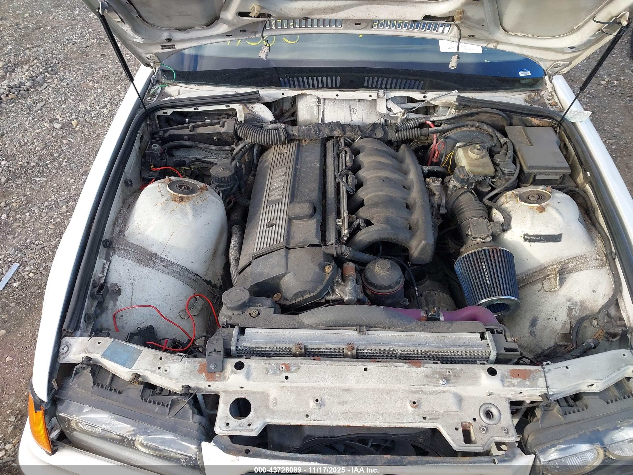 BMW 328IC image 10