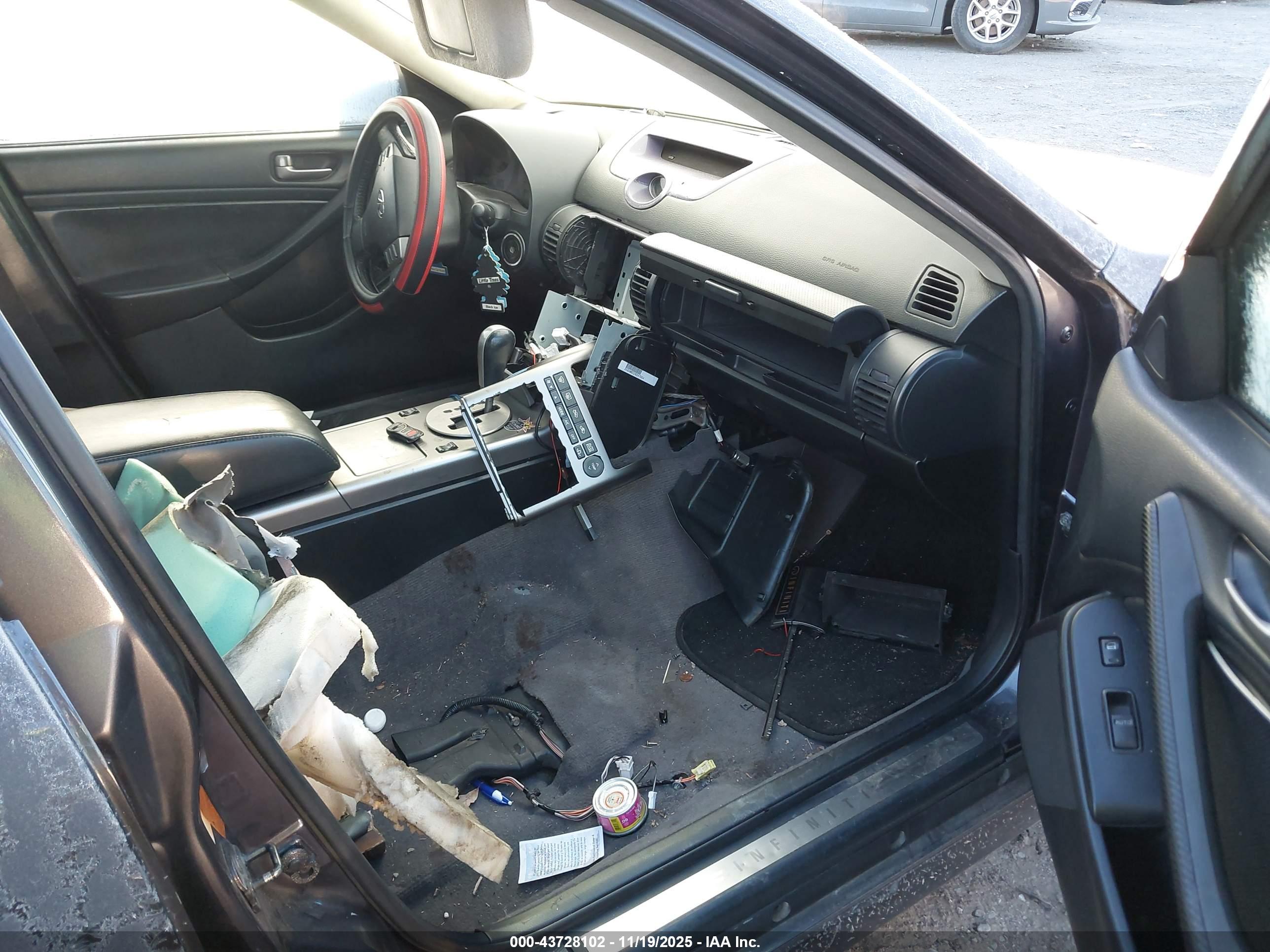 INFINITI G35 image 5