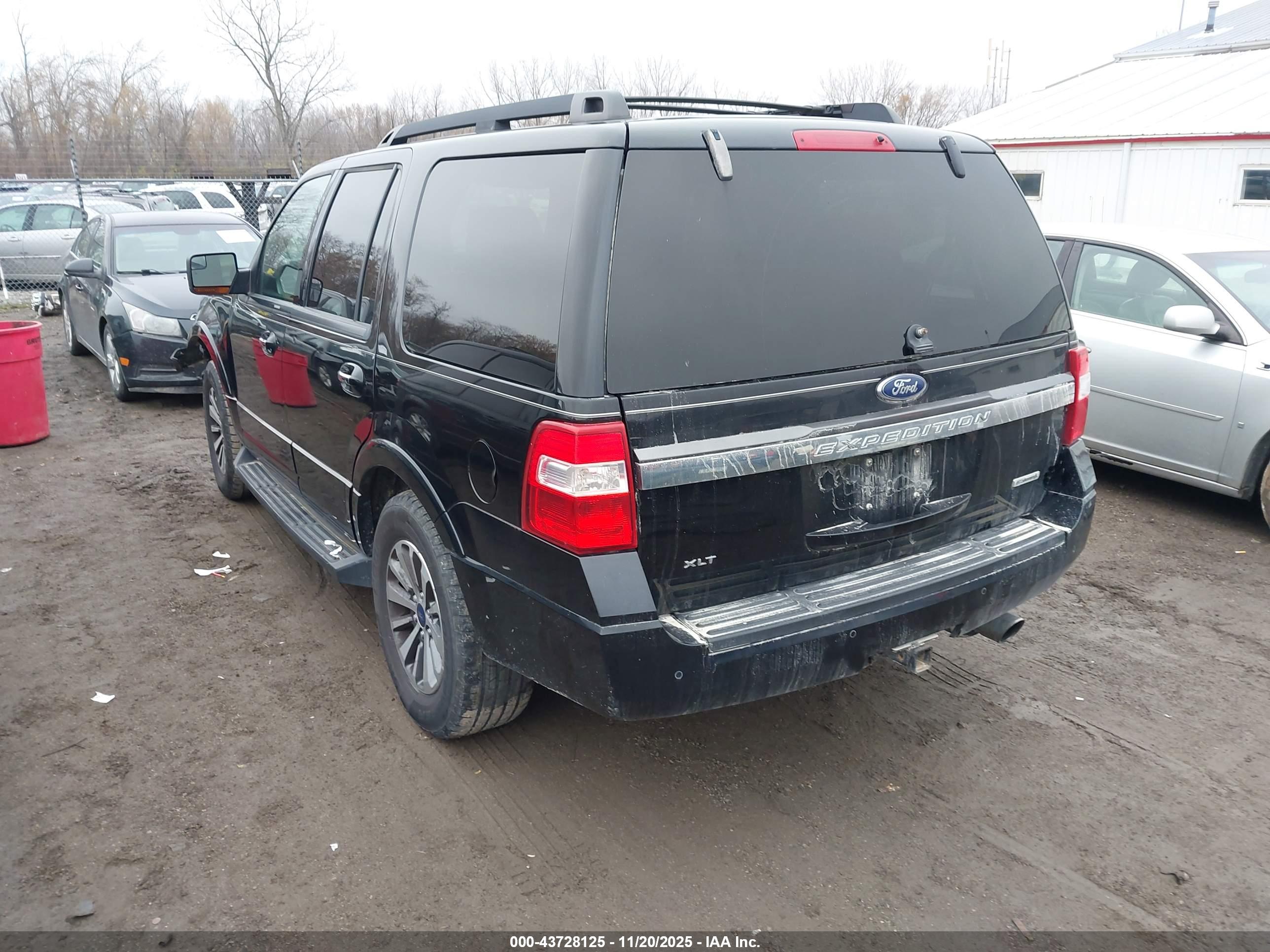 FORD EXPEDITION image 3