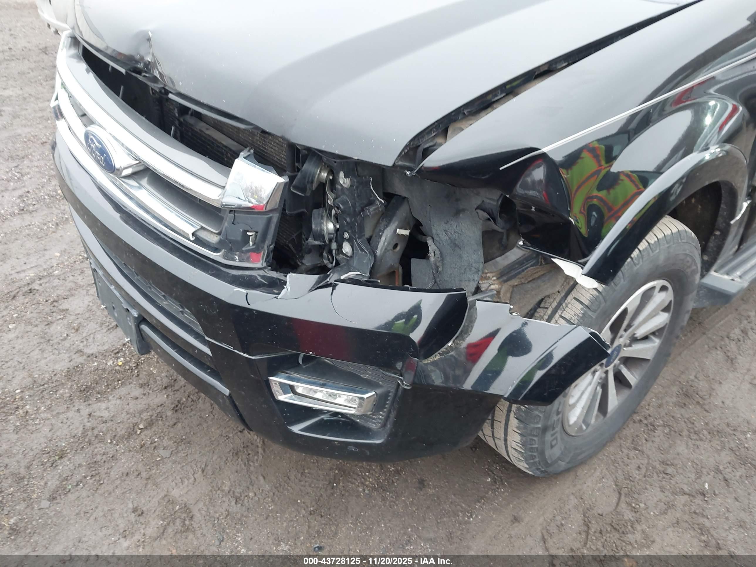 FORD EXPEDITION image 6