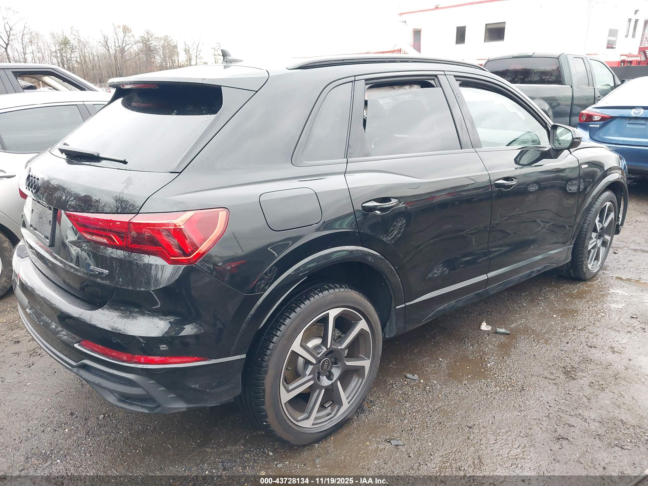 AUDI Q3 image 4