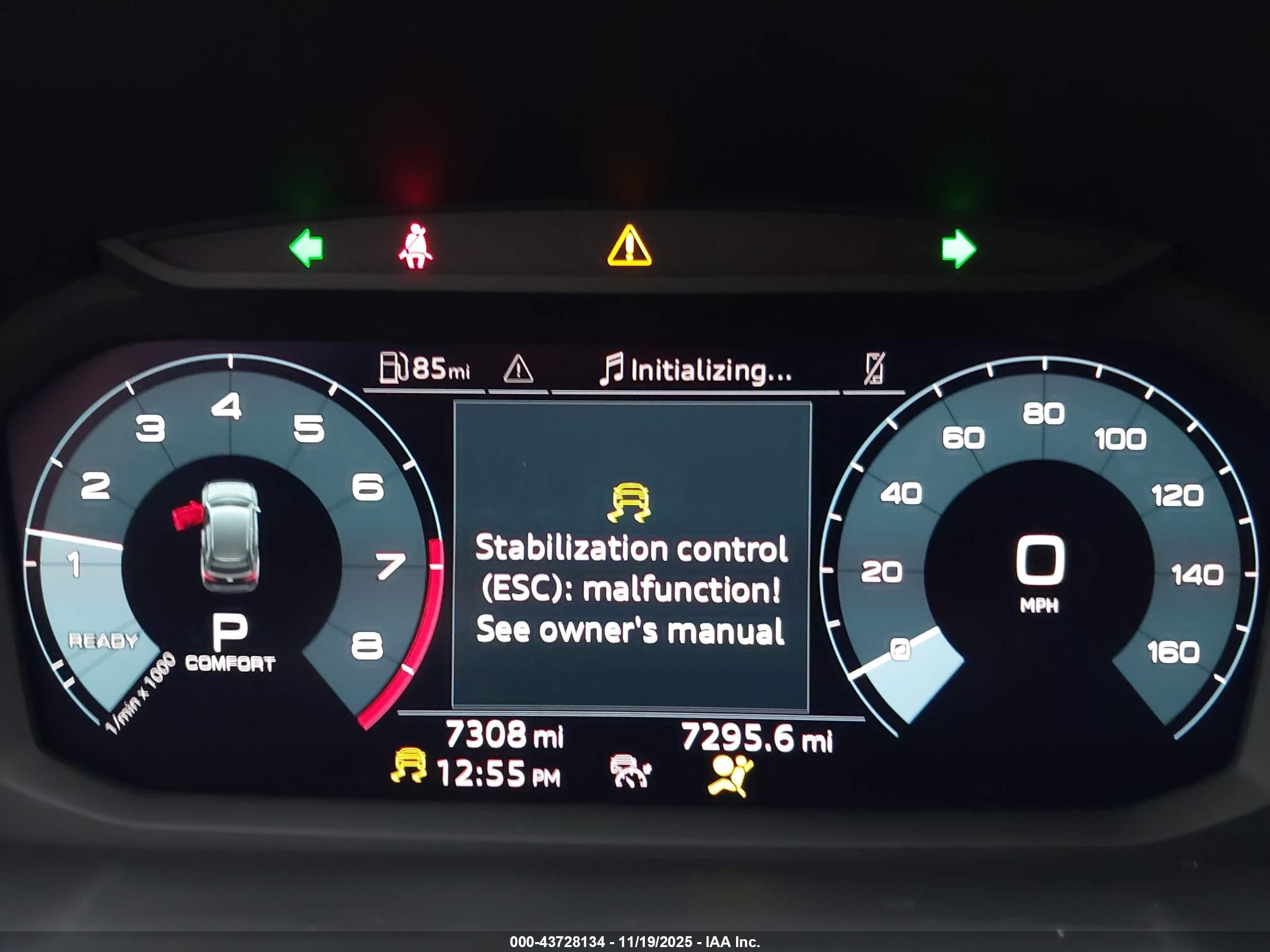 AUDI Q3 image 7
