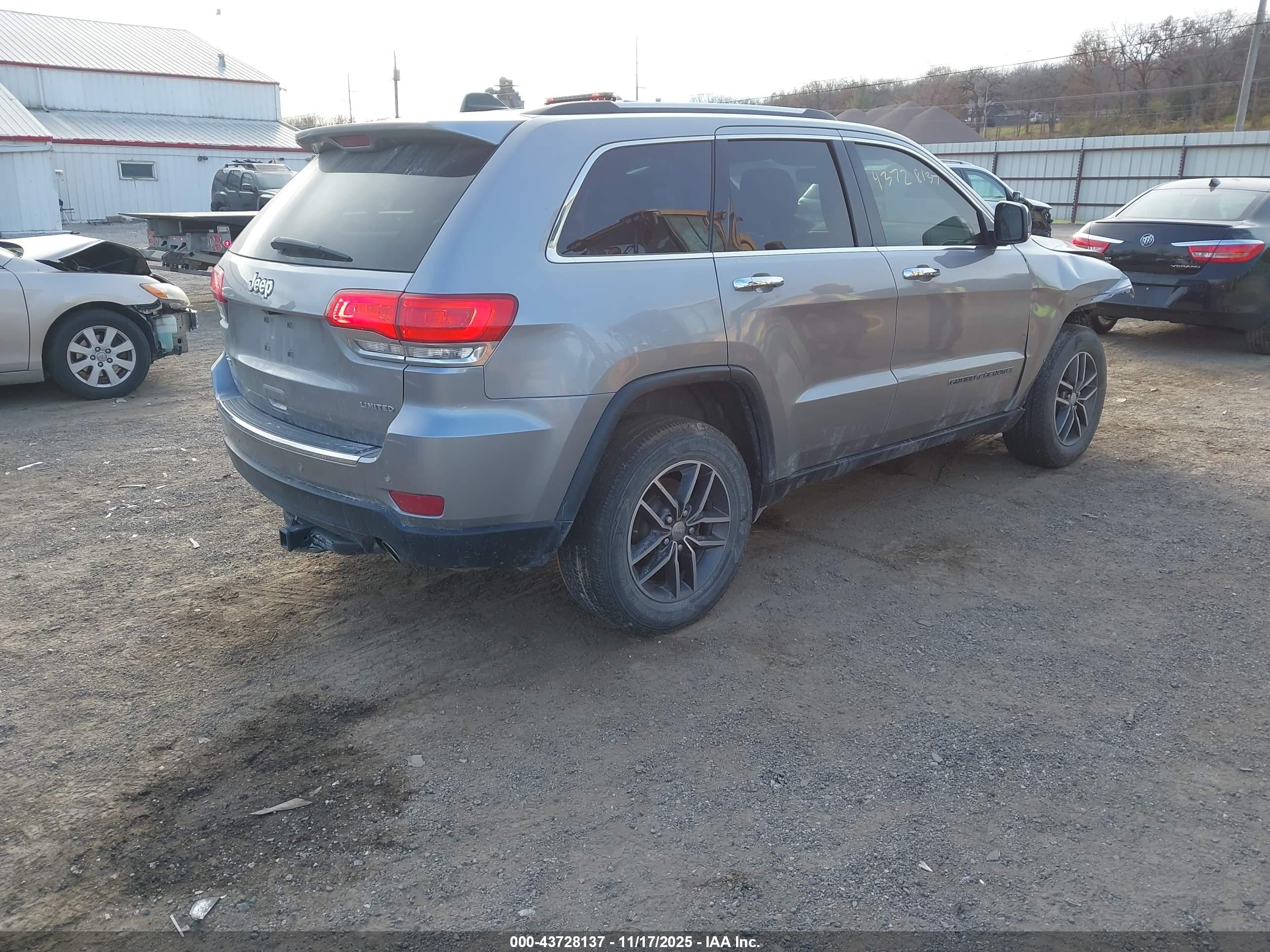 JEEP GRAND image 4