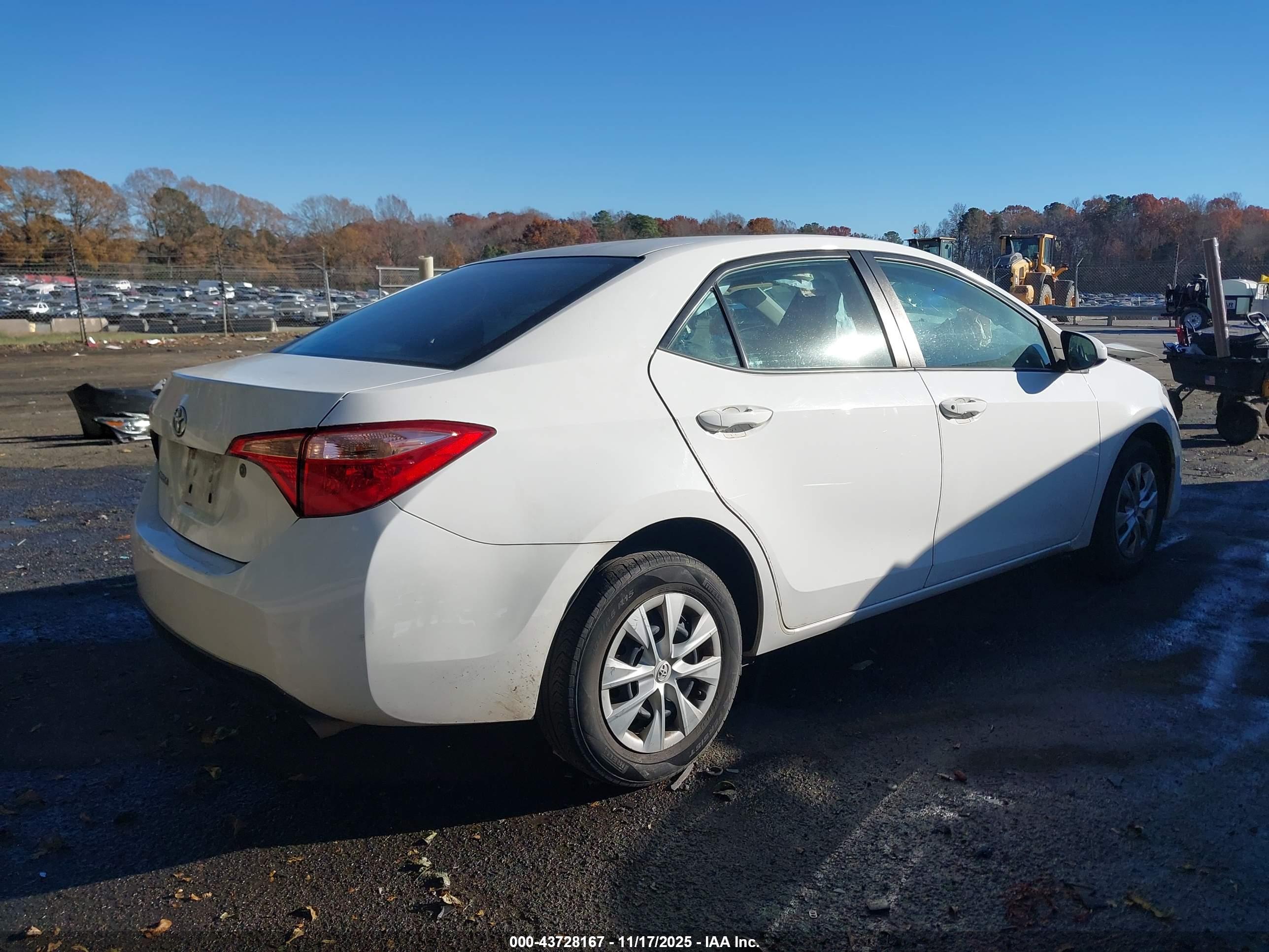 TOYOTA COROLLA image 4