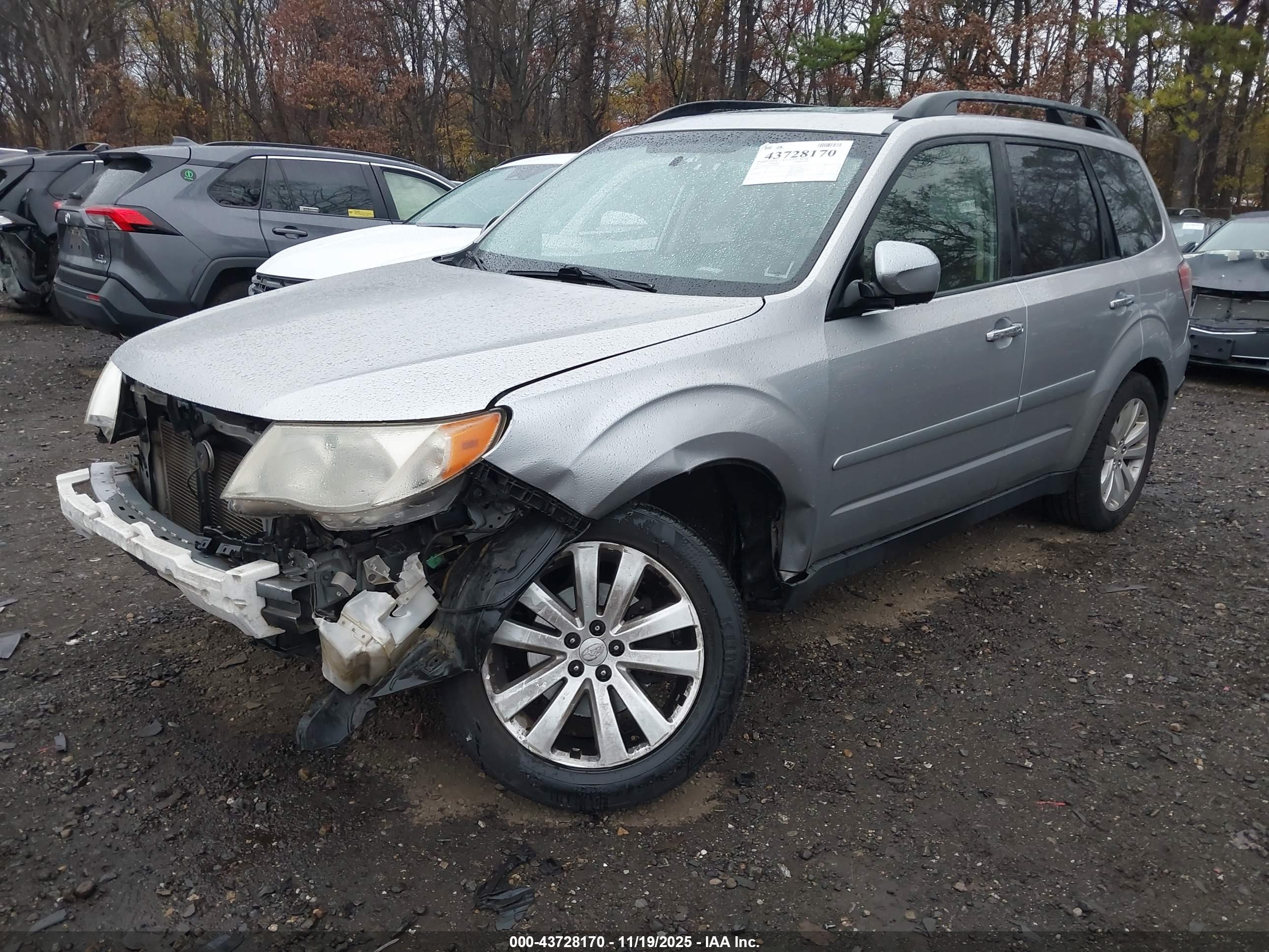 SUBARU FORESTER image 2