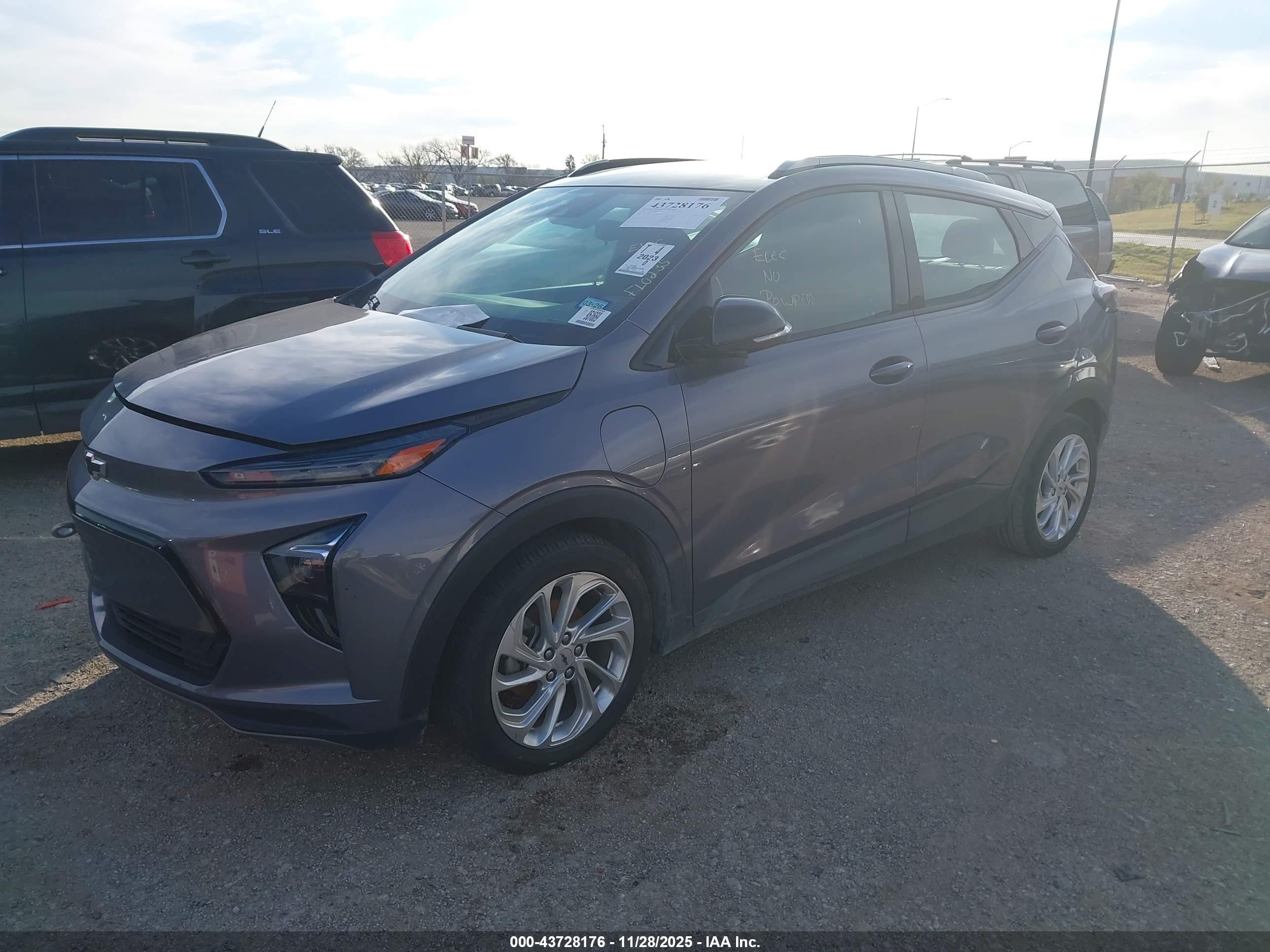 CHEVROLET BOLT image 2