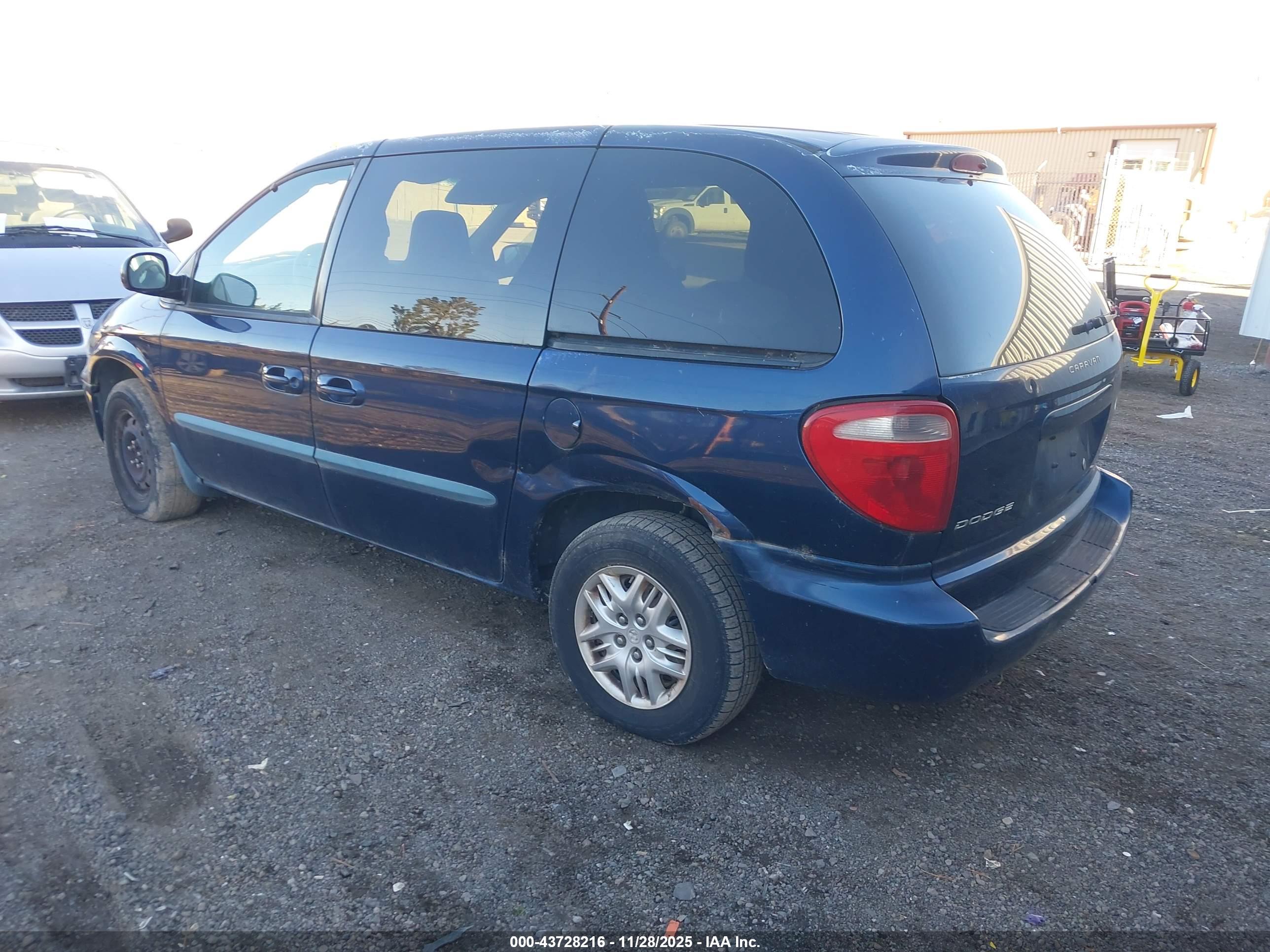 DODGE CARAVAN image 3