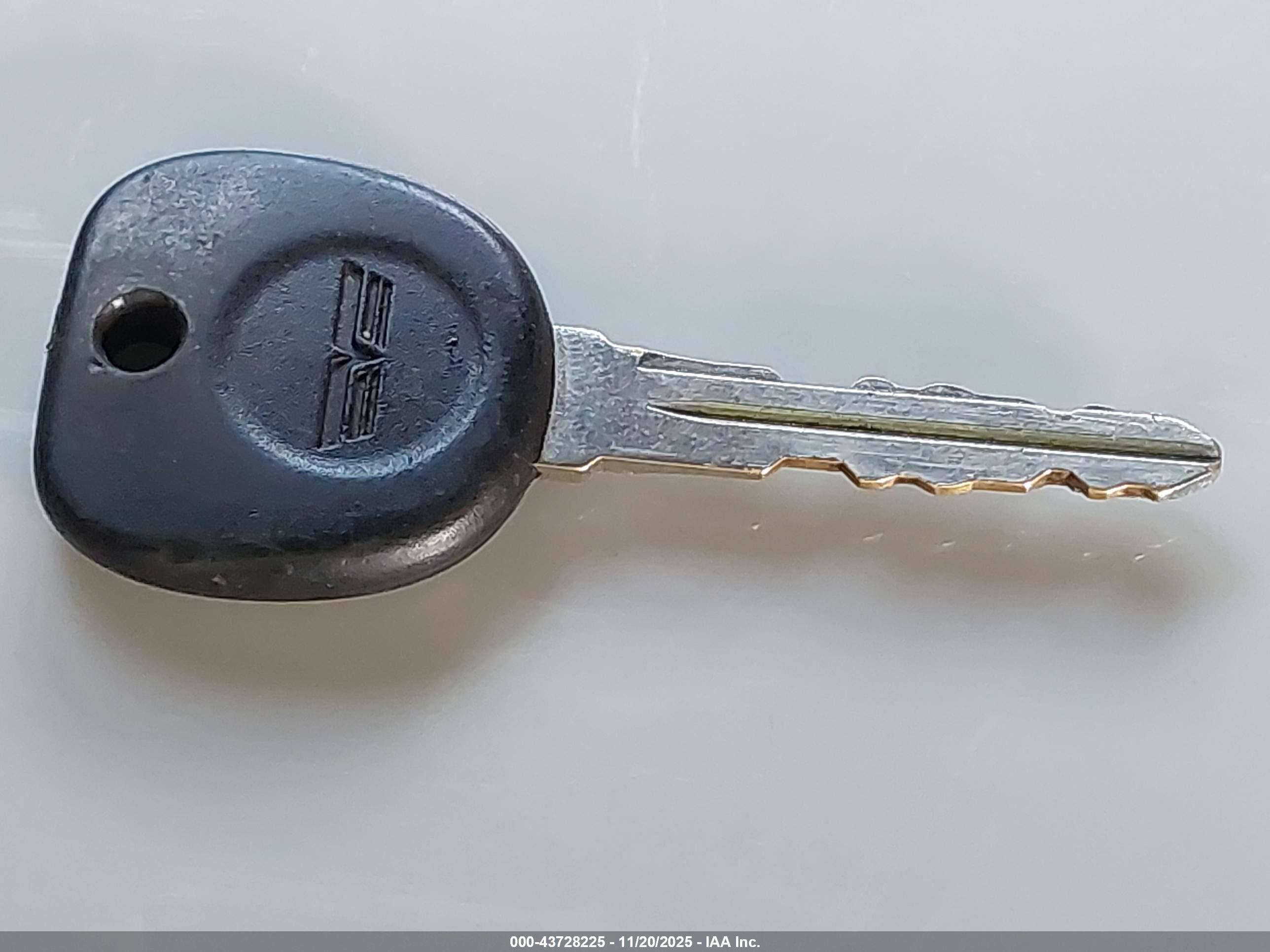 SATURN VUE image 11