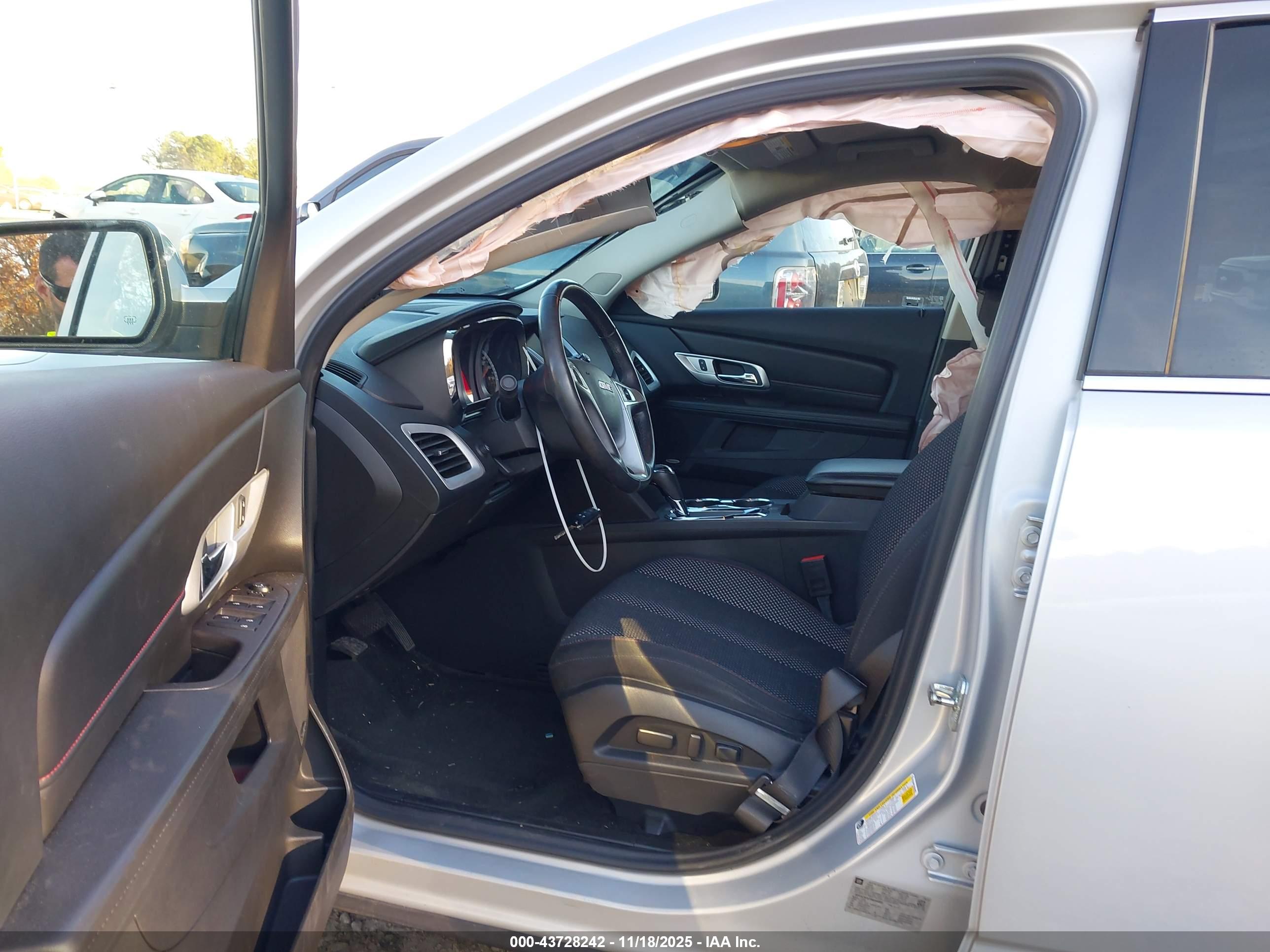 GMC TERRAIN image 5