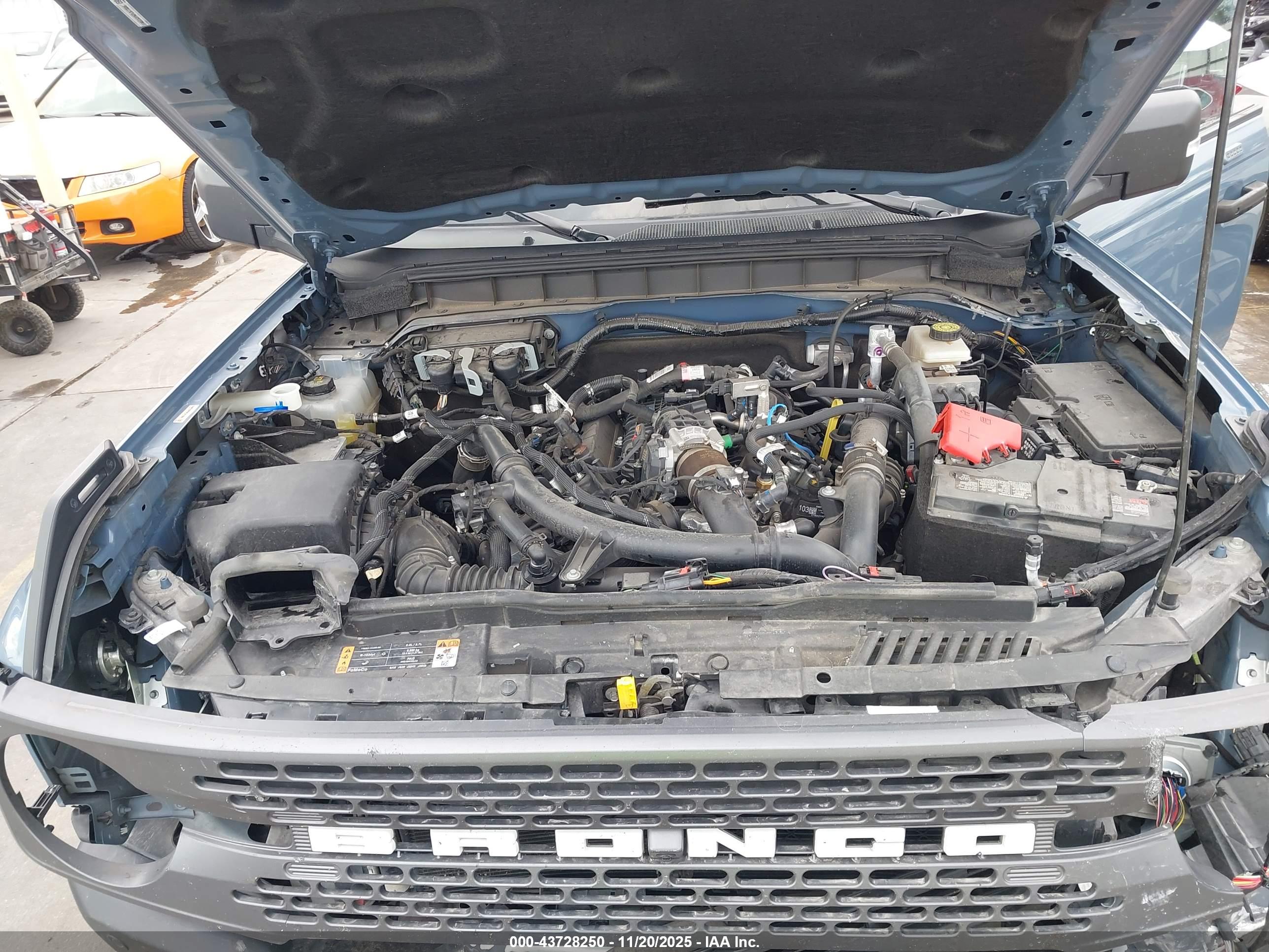 FORD BRONCO image 10