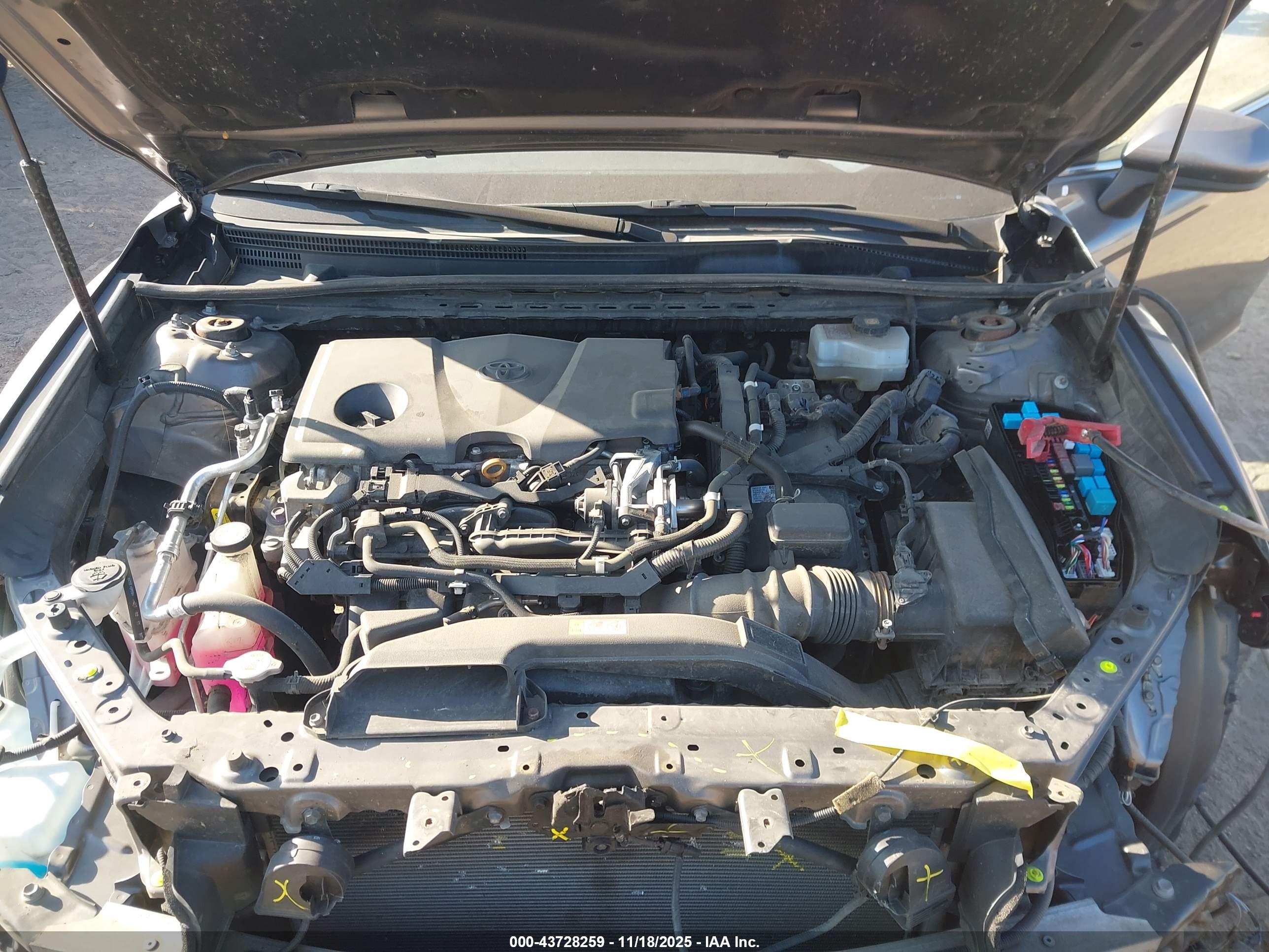 TOYOTA CAMRY image 10