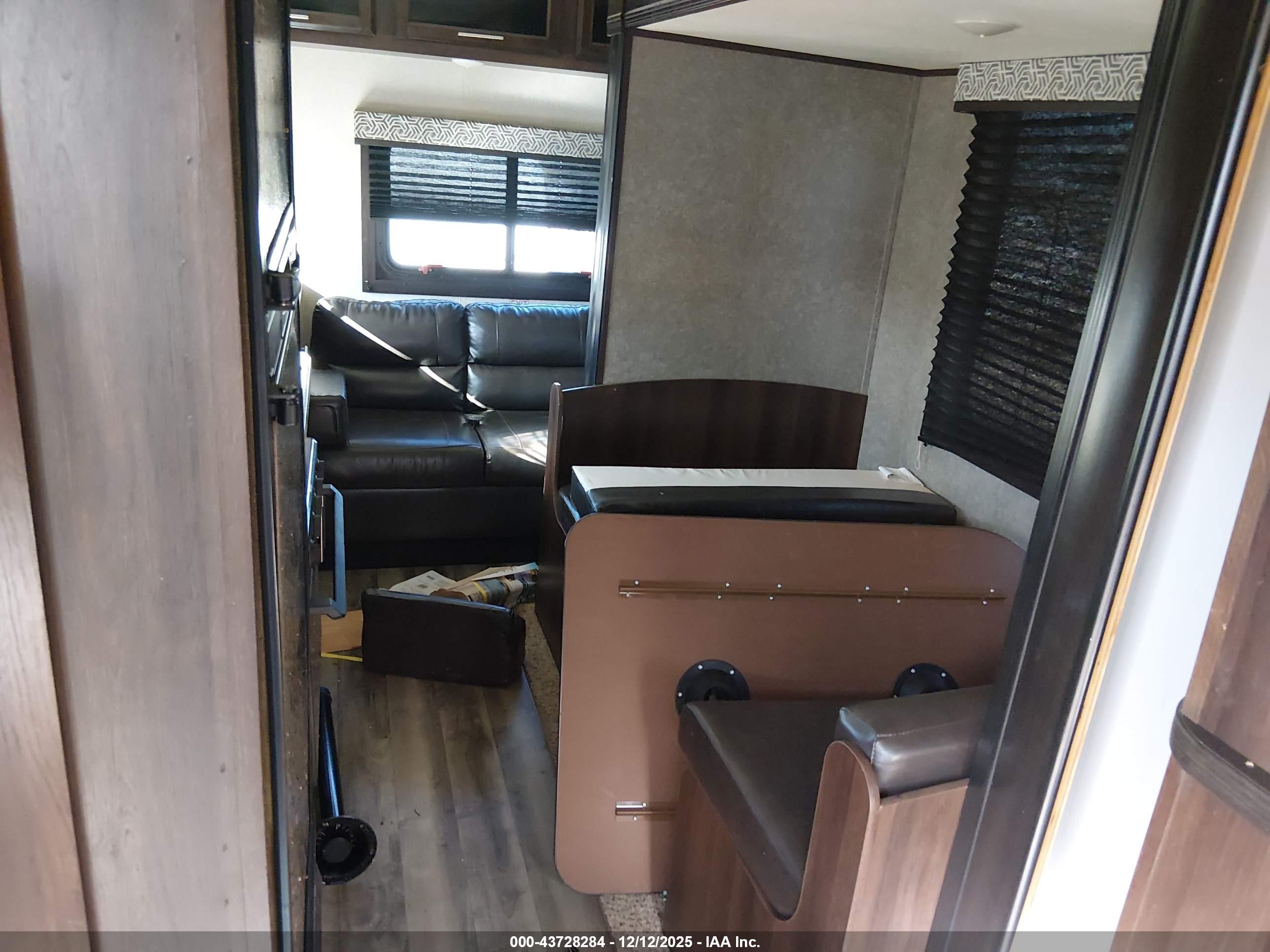 JAYCO JAYFL184BH image 8