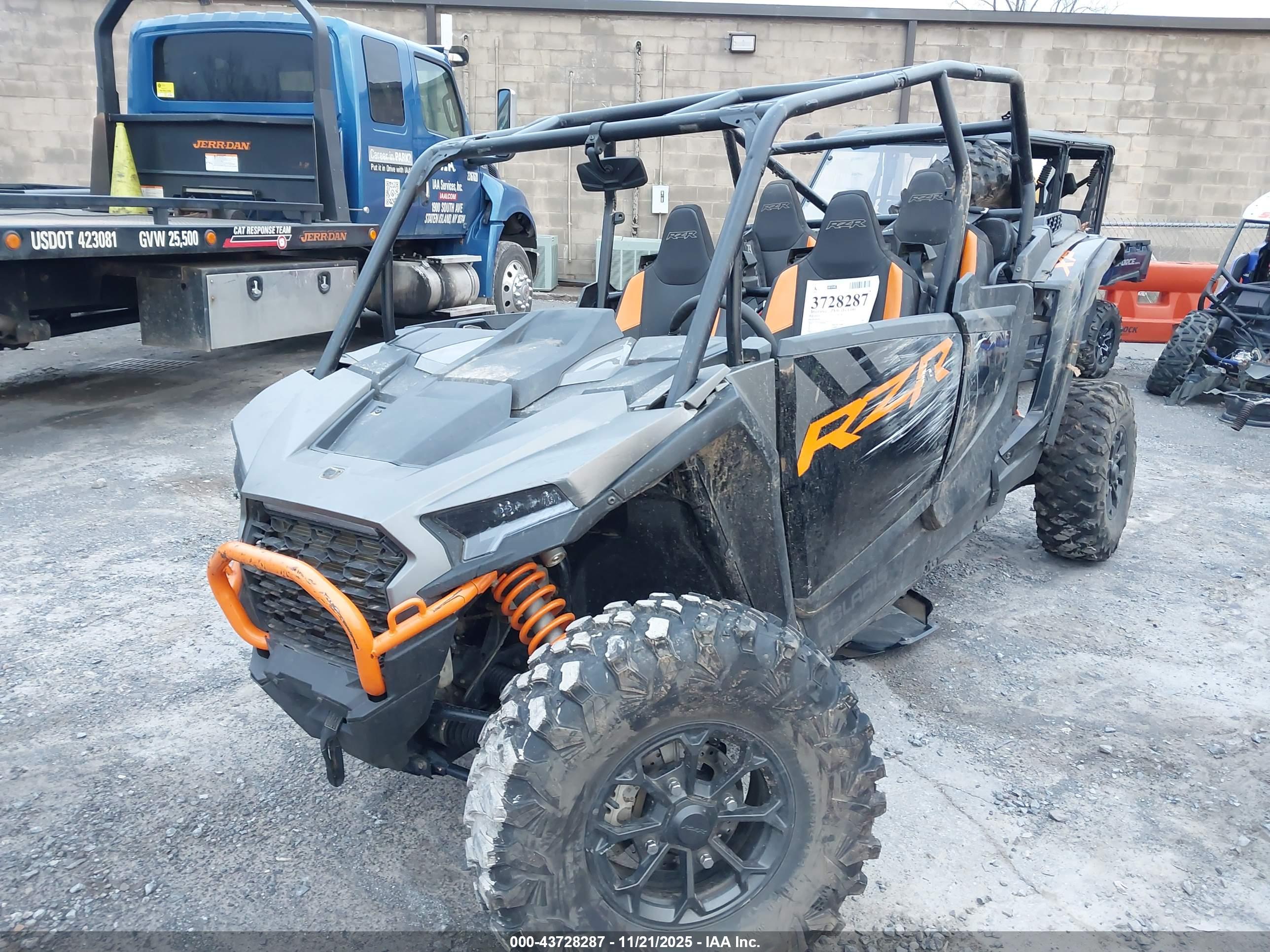 POLARIS RZR image 2