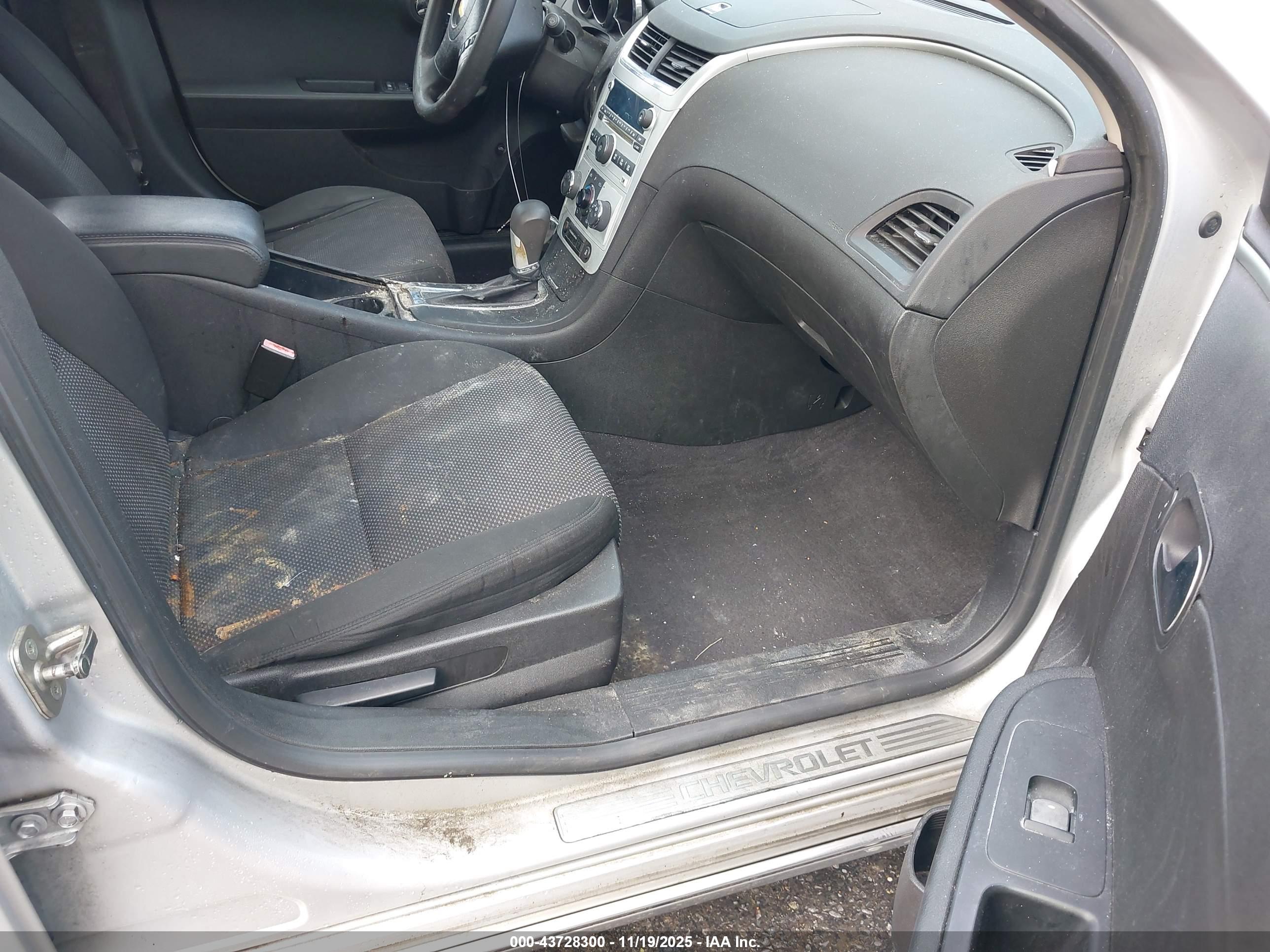 CHEVROLET MALIBU image 5
