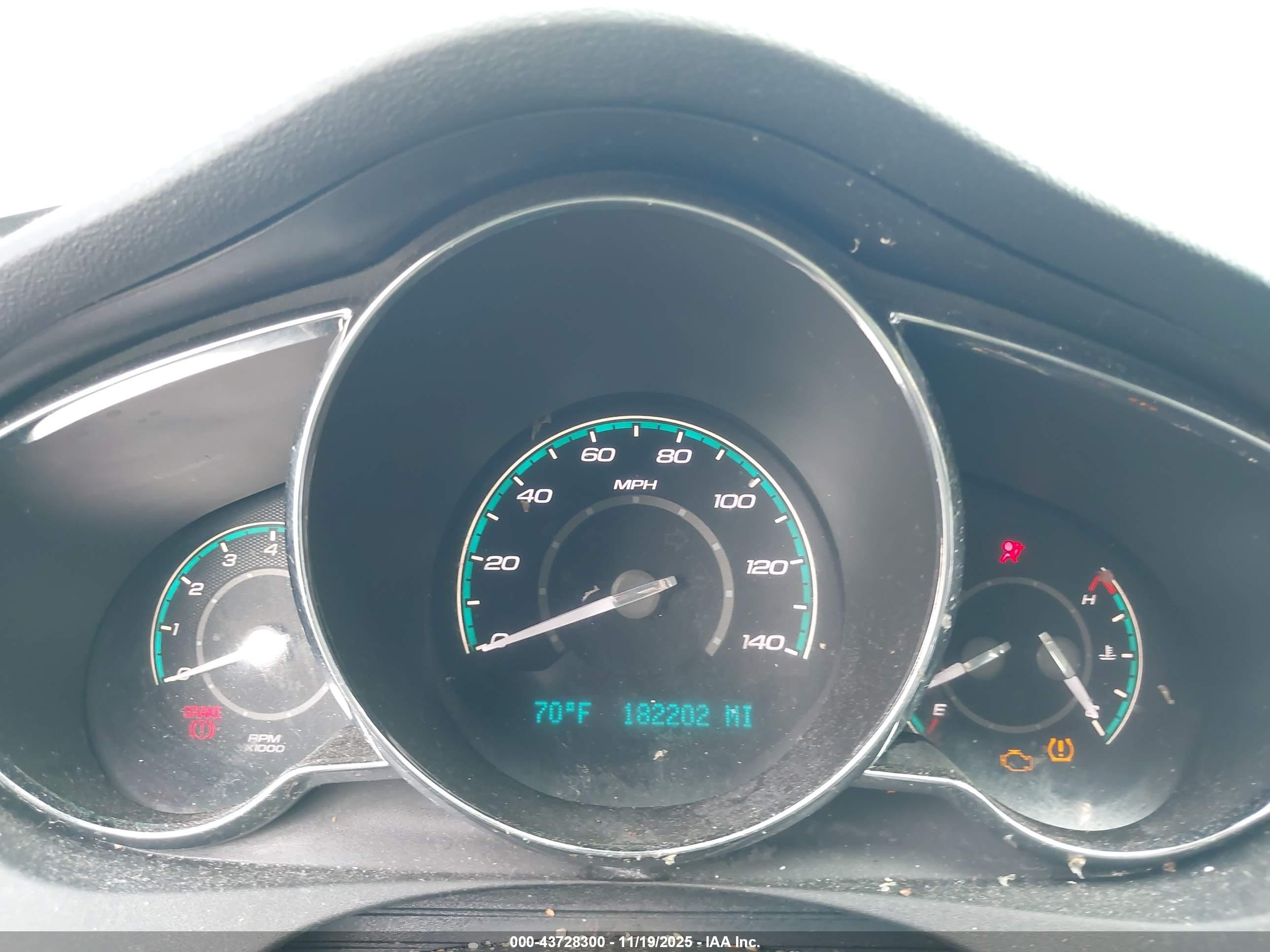 CHEVROLET MALIBU image 7