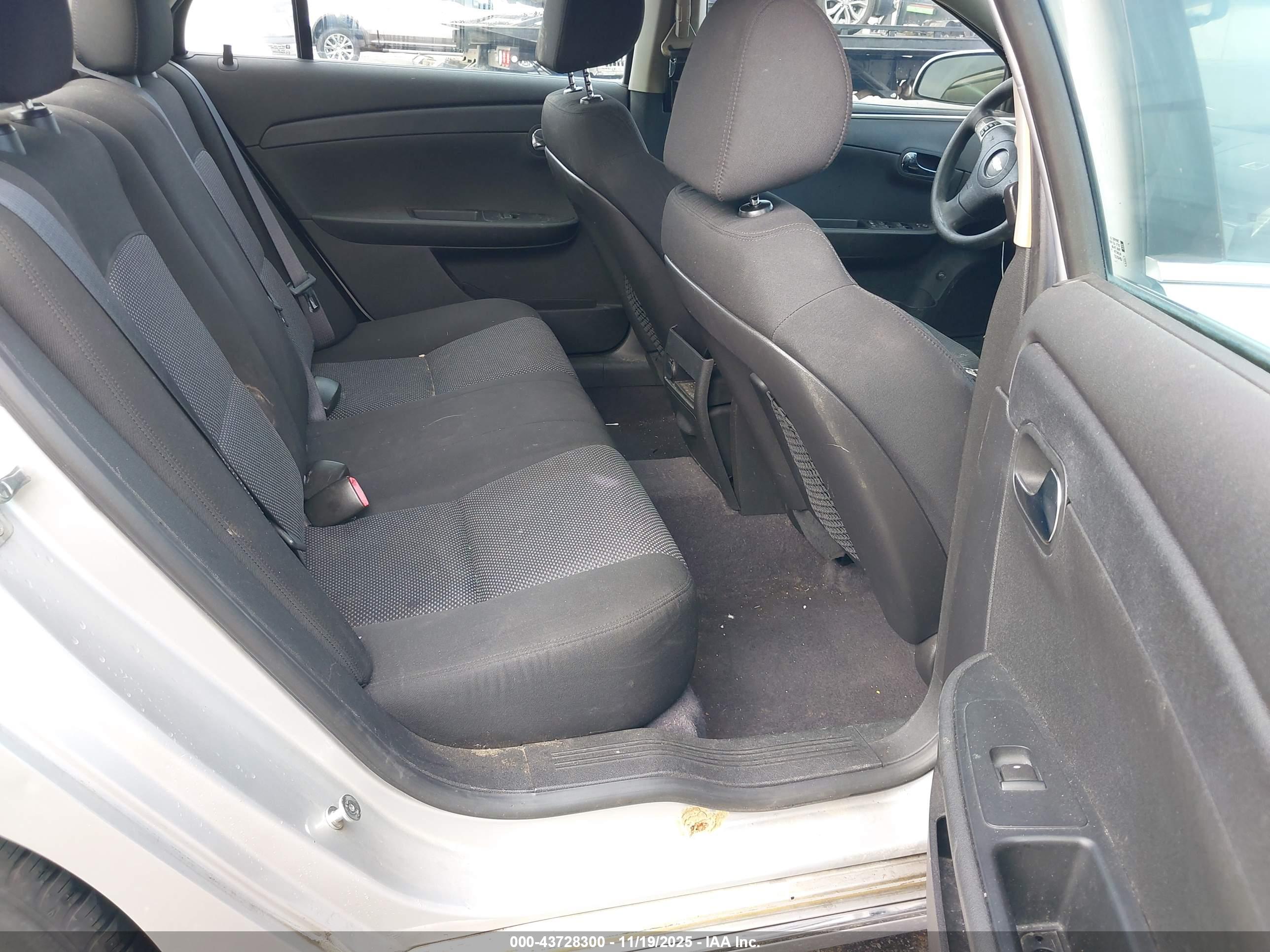 CHEVROLET MALIBU image 8