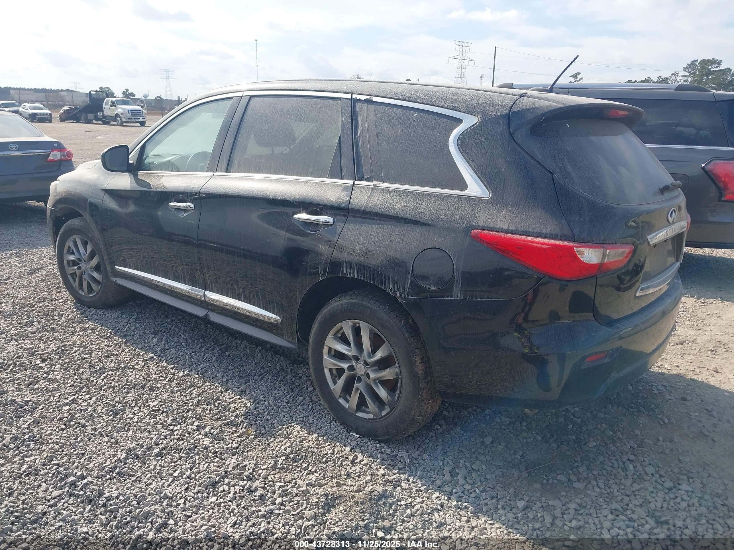 INFINITI JX35 image 3