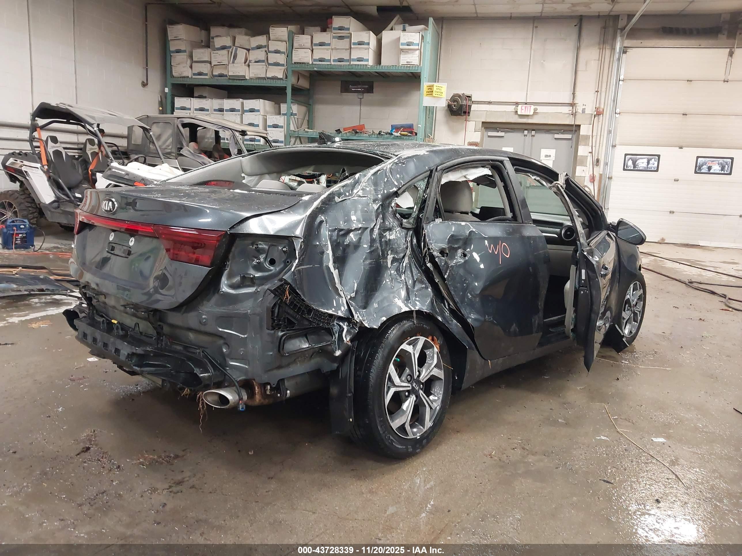 KIA FORTE image 4