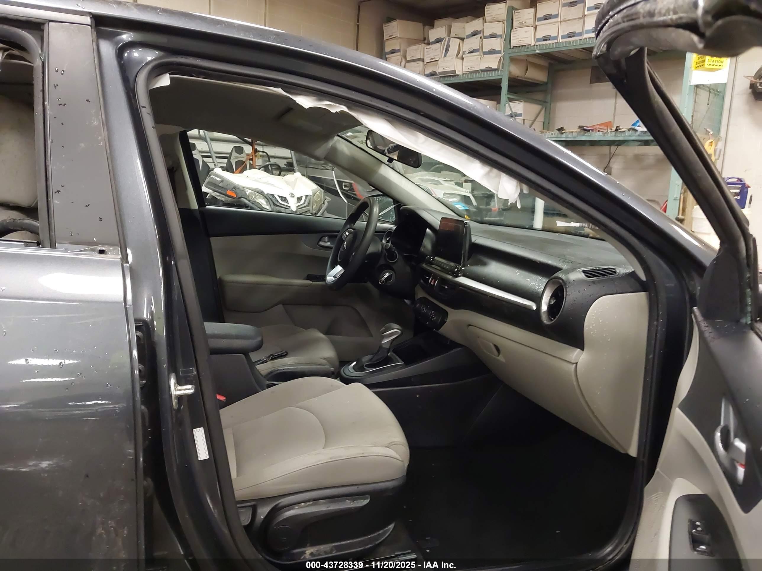 KIA FORTE image 5