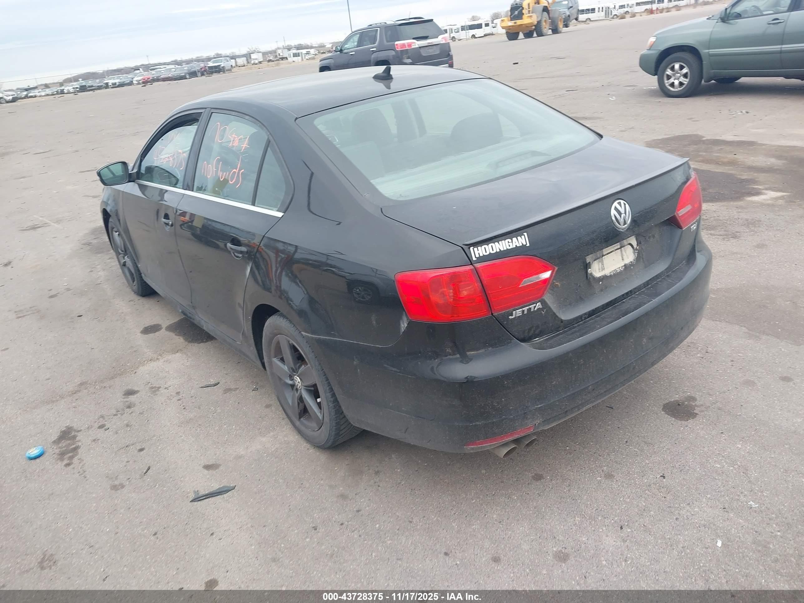 VOLKSWAGEN JETTA image 3