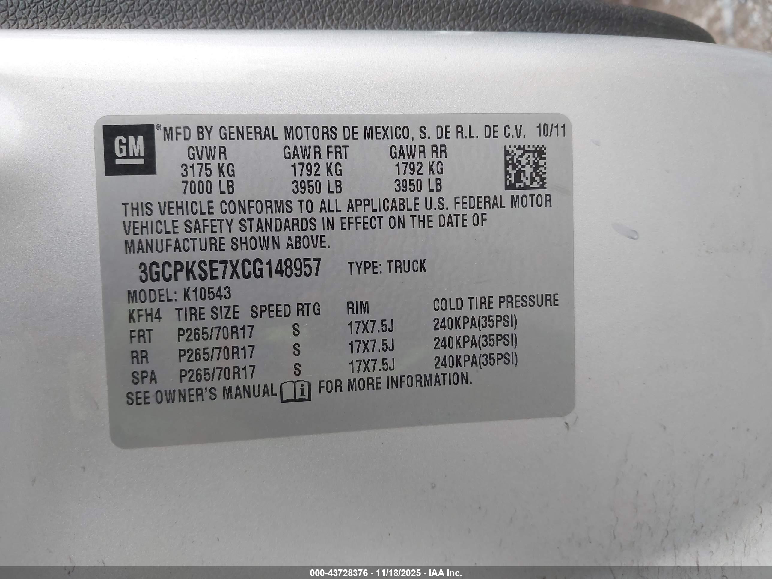 CHEVROLET SILVERADO image 9