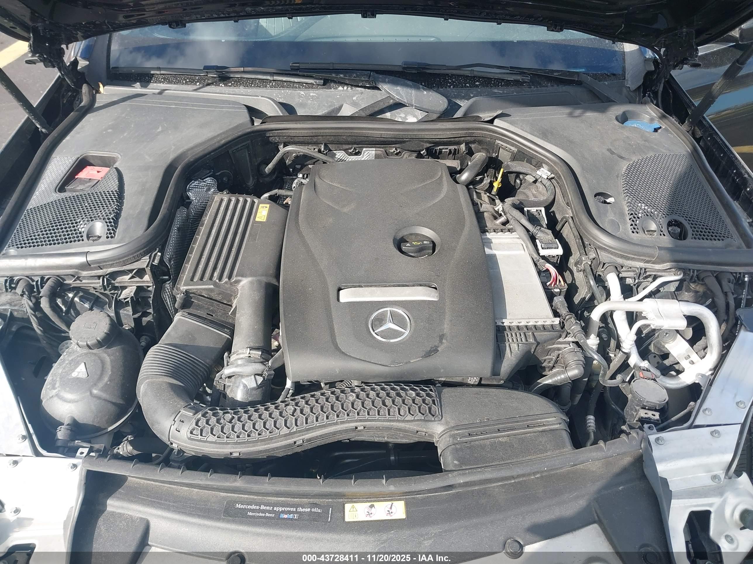 MERCEDES-BENZ E image 10