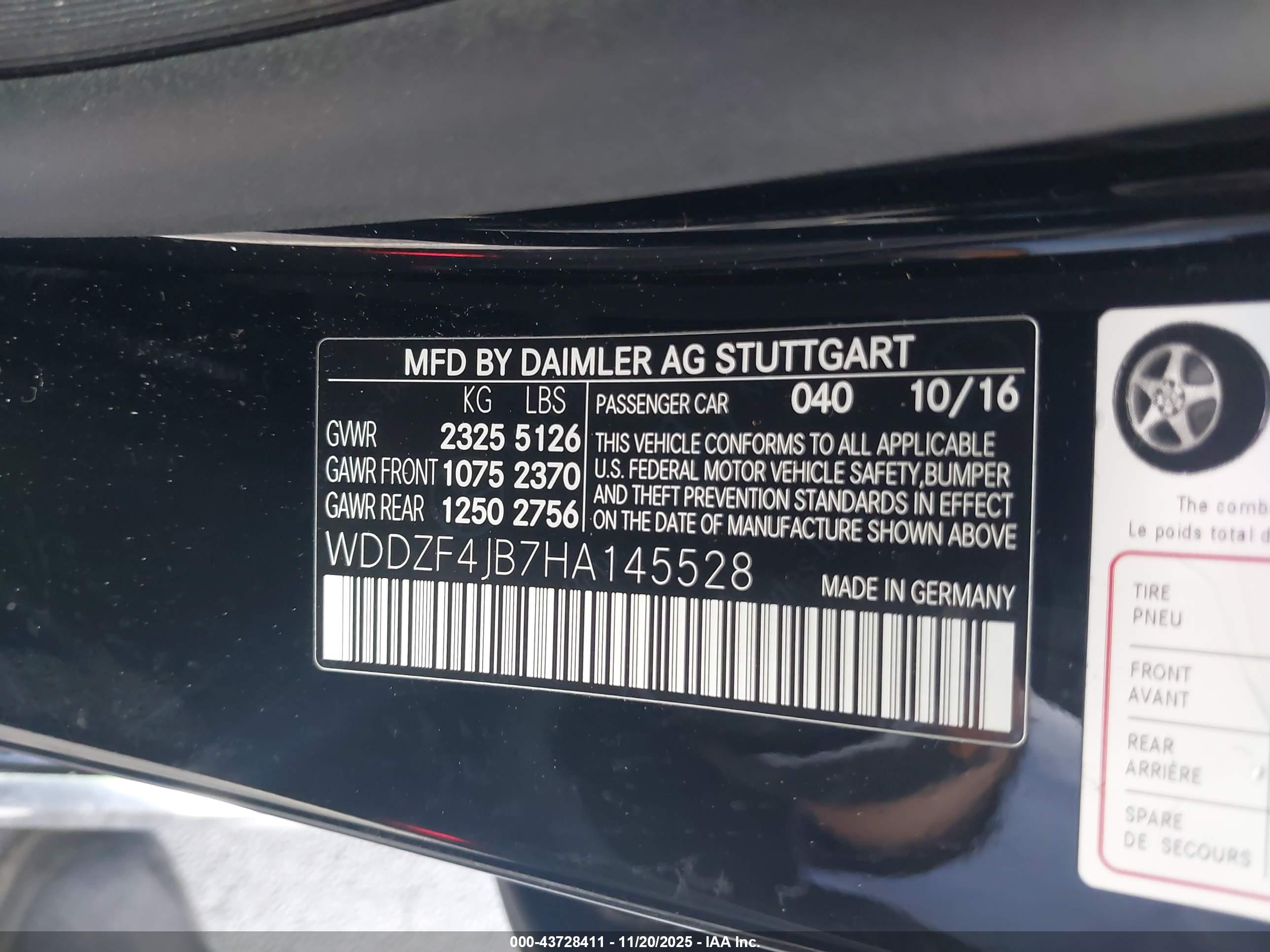 MERCEDES-BENZ E image 9