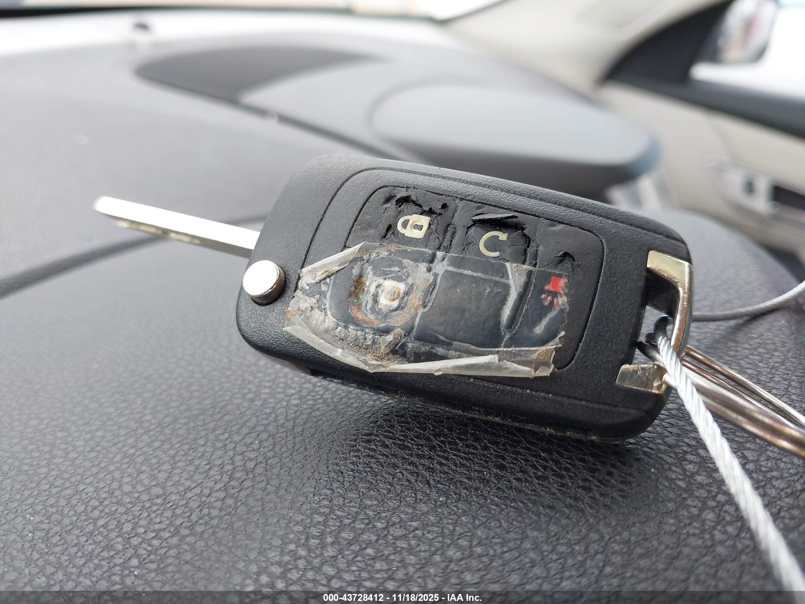 GMC TERRAIN image 11