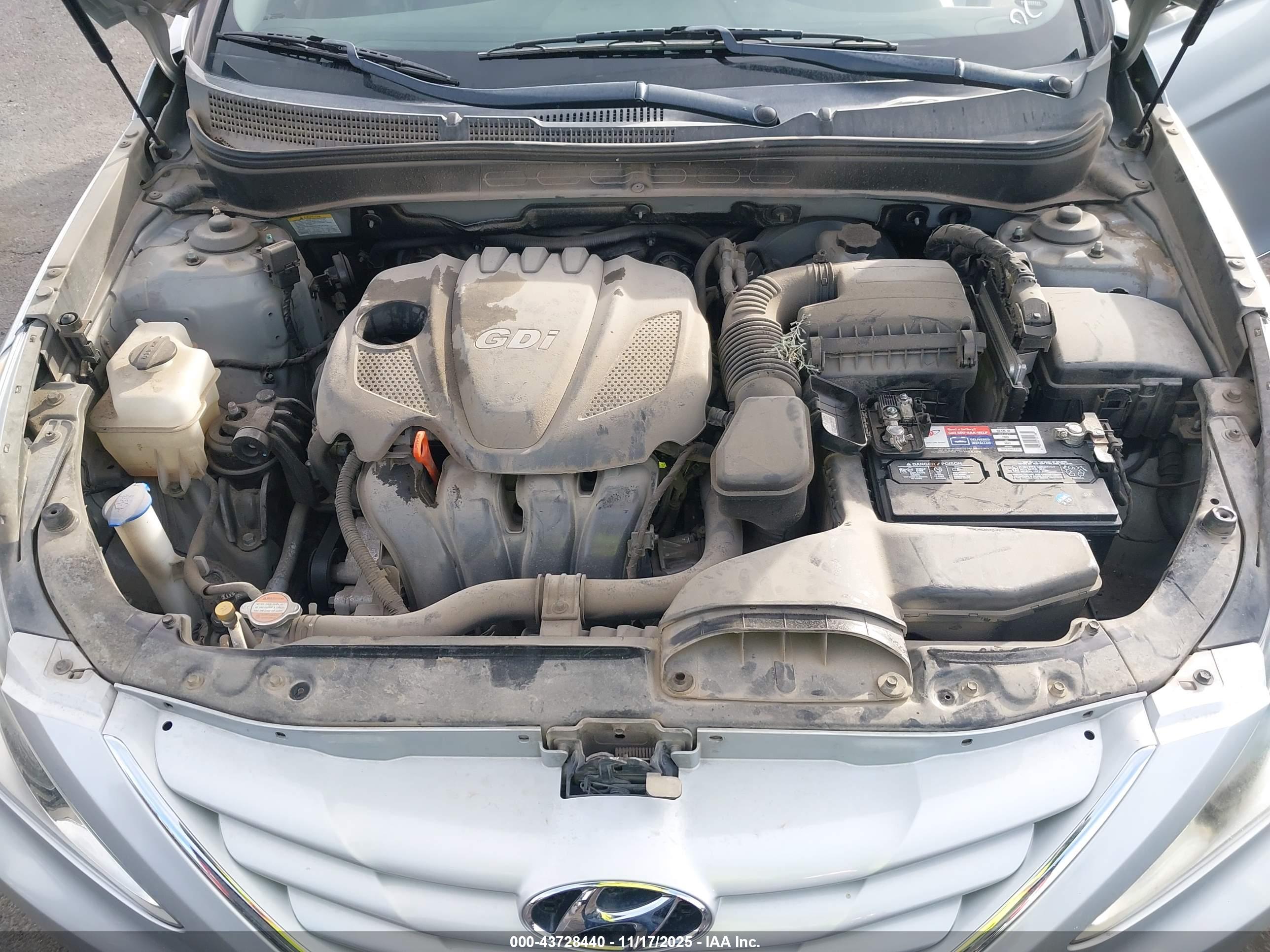 HYUNDAI SONATA image 10