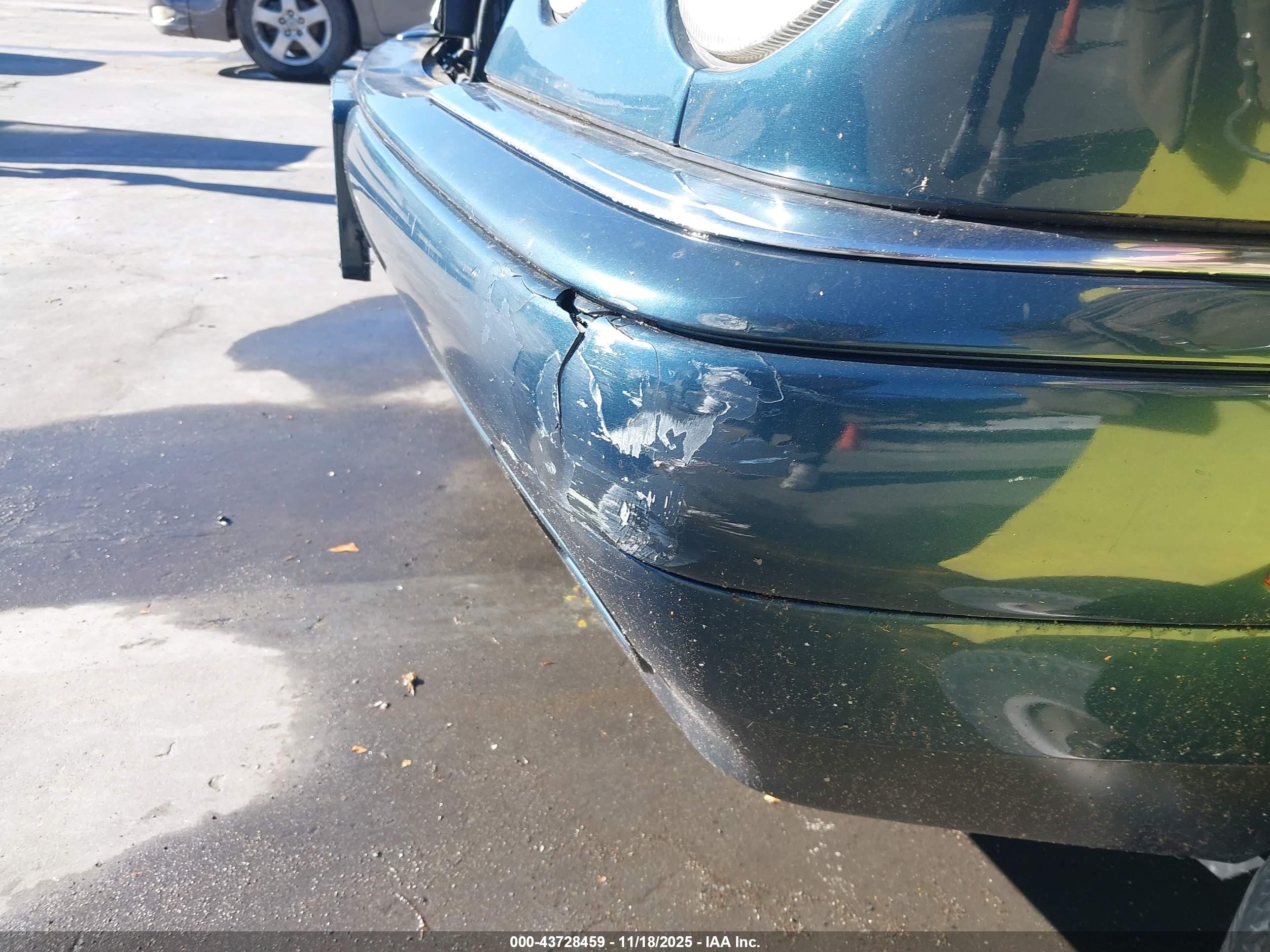 MERCEDES-BENZ E image 6