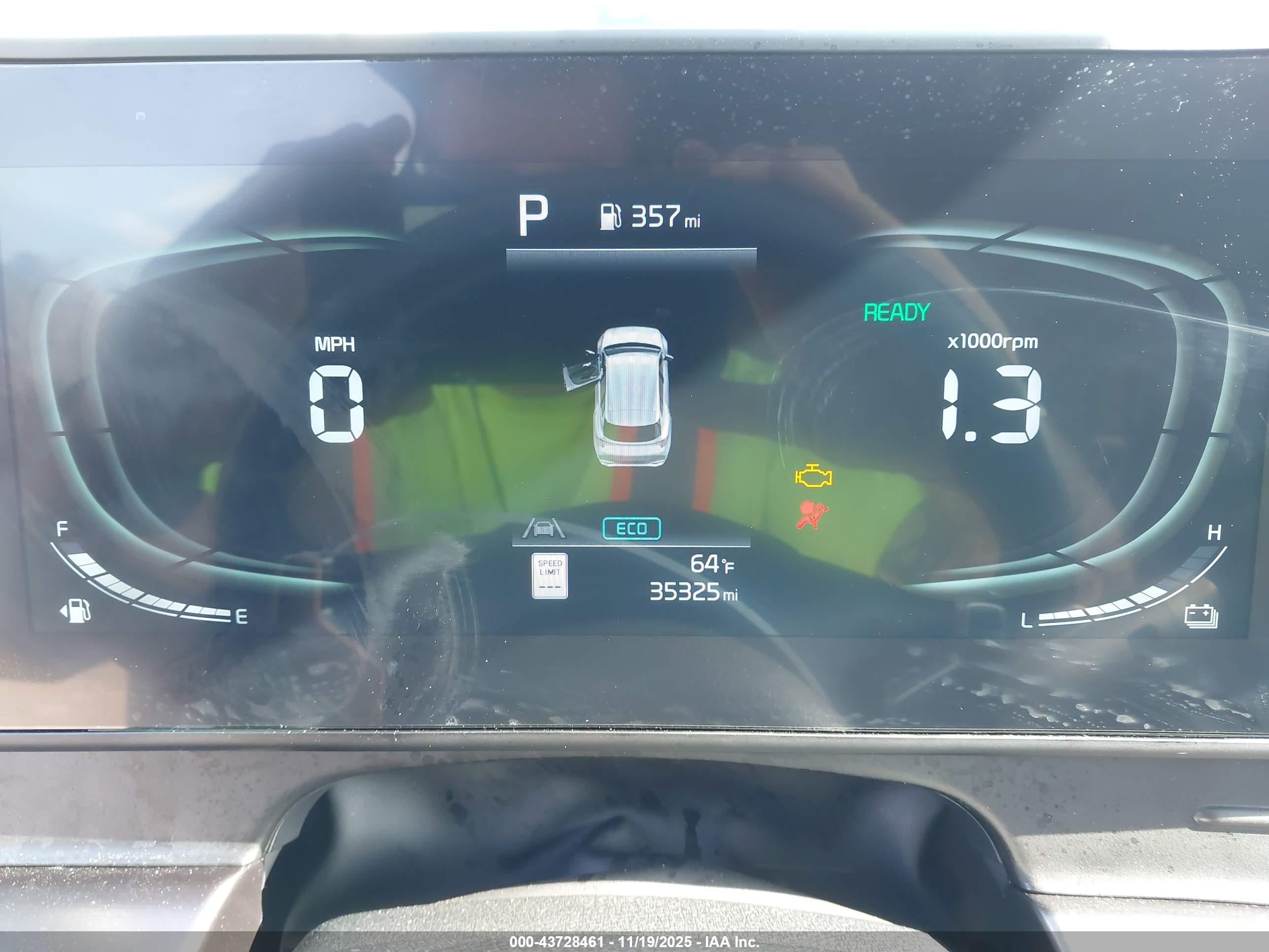KIA SPORTAGE image 7