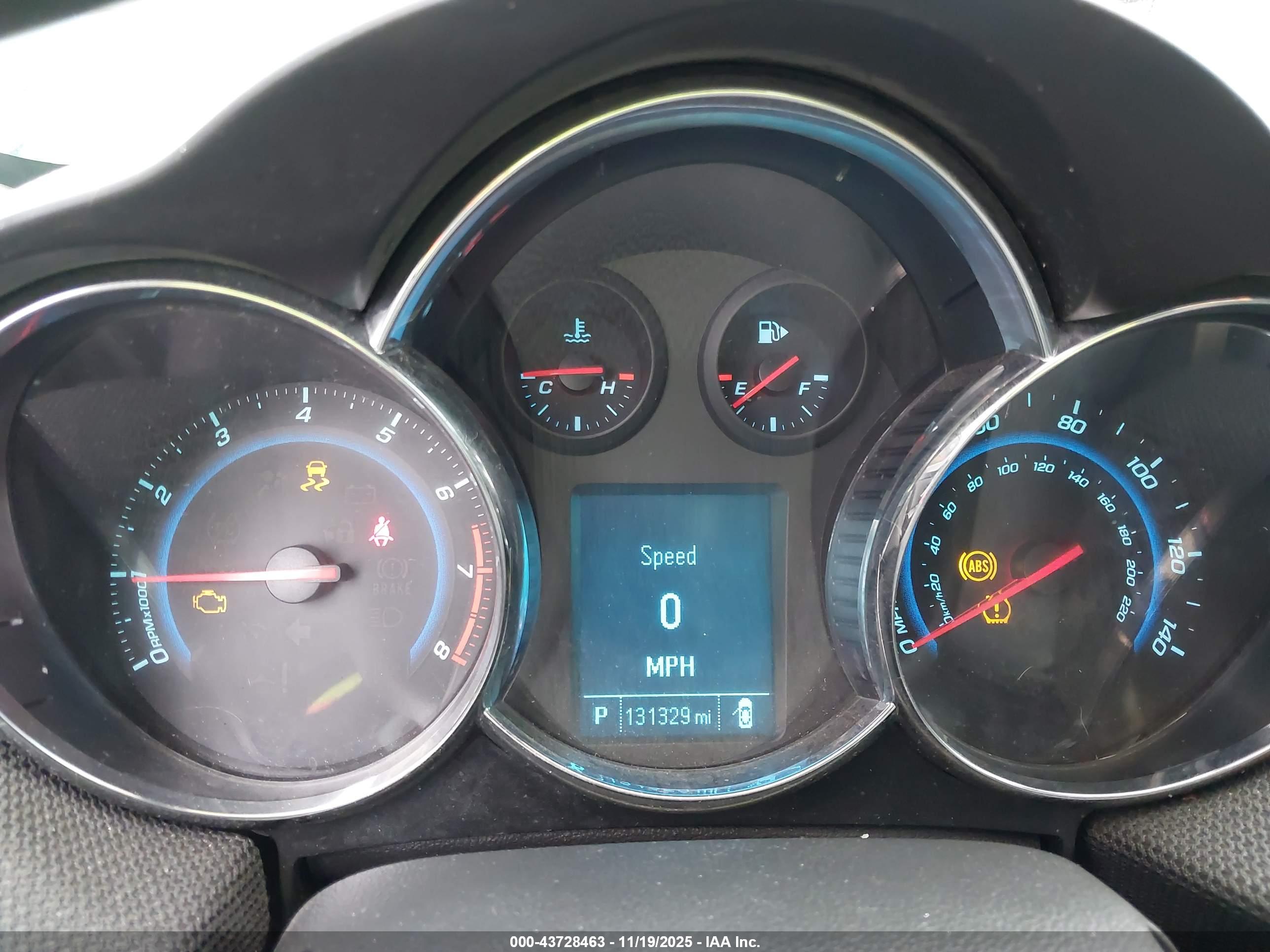 CHEVROLET CRUZE image 7
