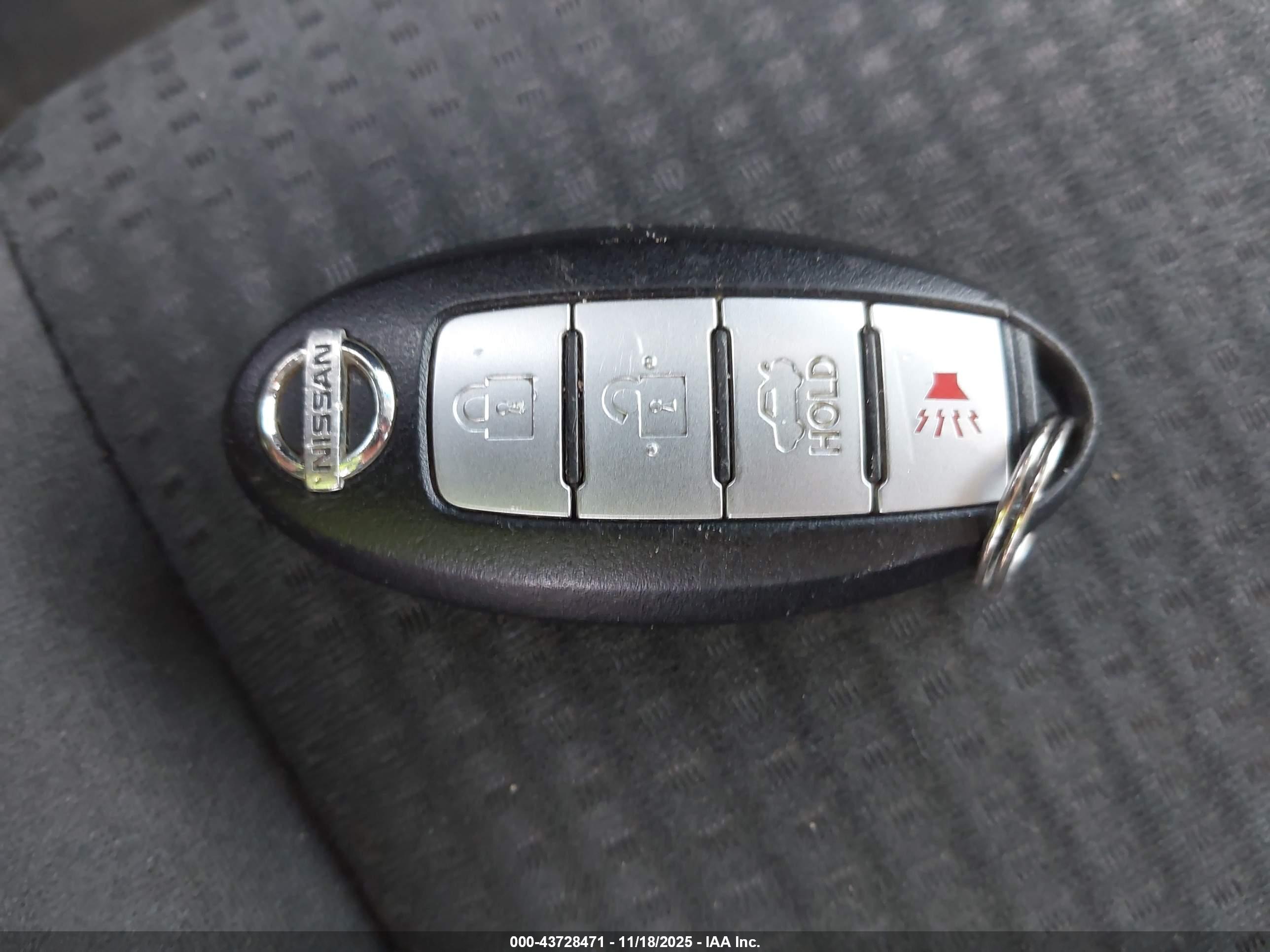 NISSAN ALTIMA image 11